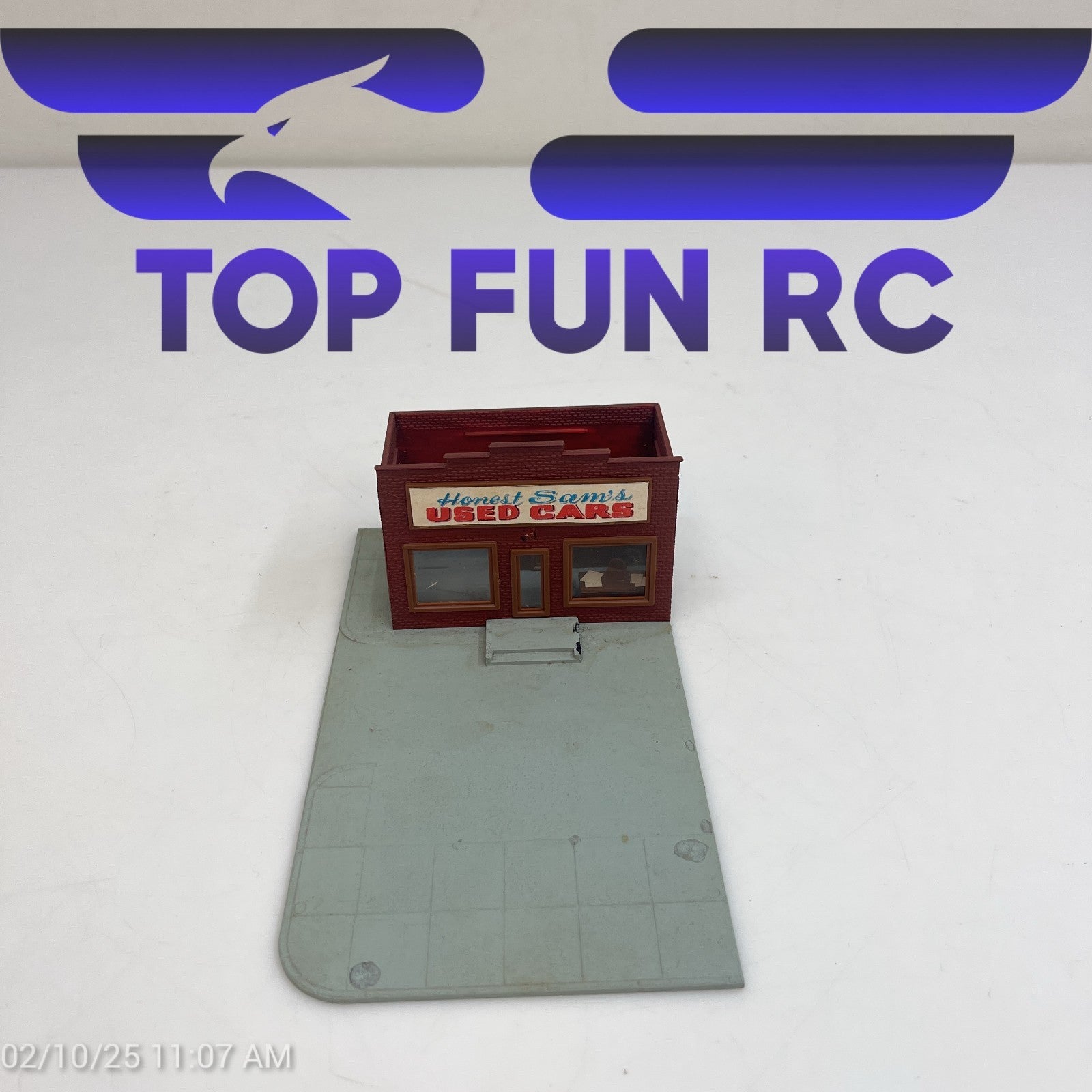 Tyco HO-Gauge Honest Sam's Used Car Lot & Building