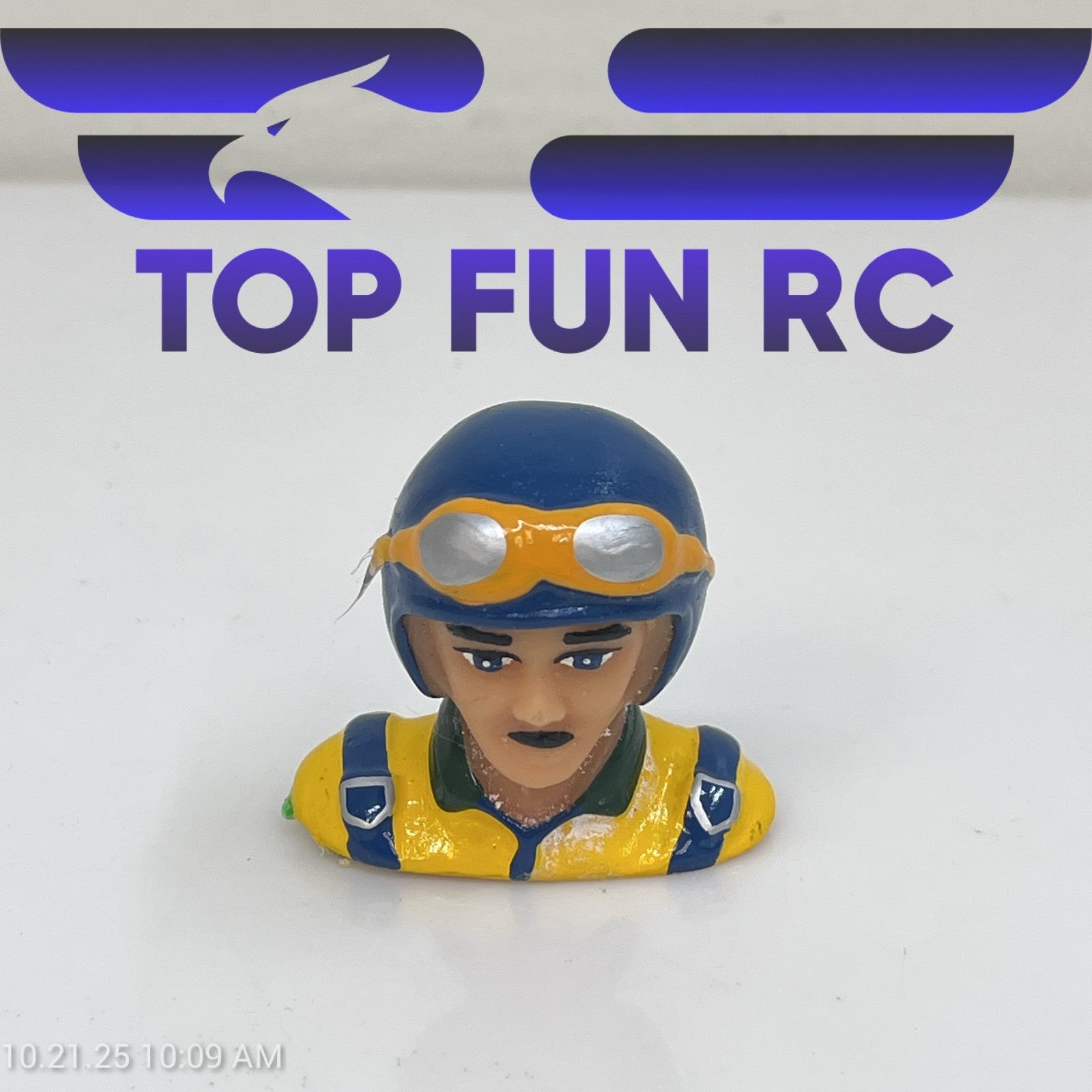 Hangar 9 1/9 Pilot w/ Helmet & Goggles
