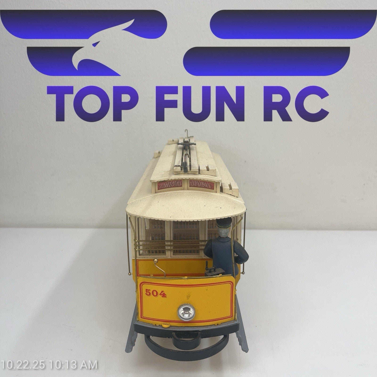 Bachmann 93938 G-Gauge United Traction Co. Motorized Open Street Car