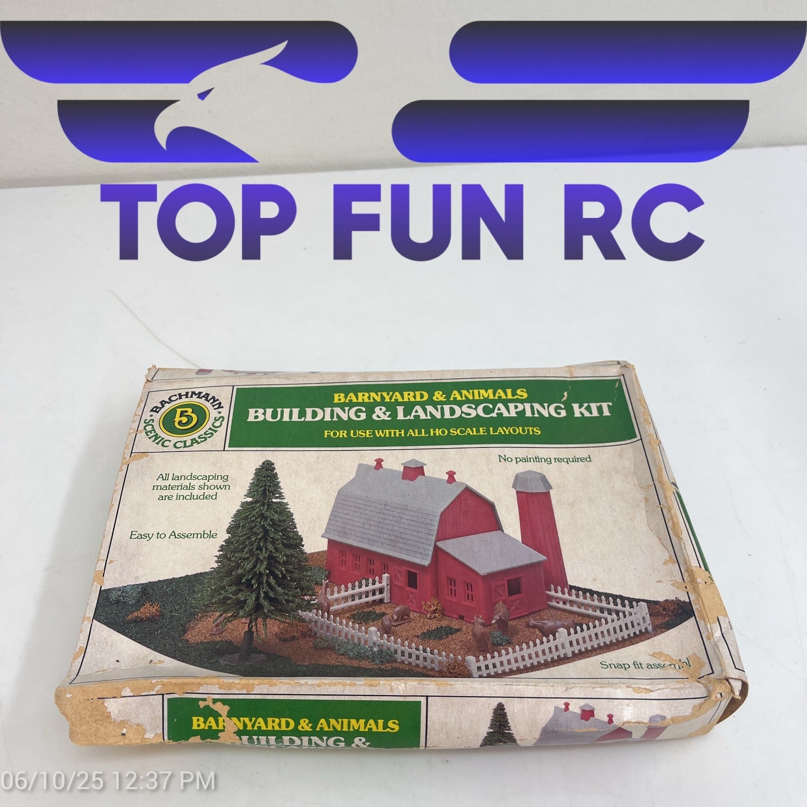 Bachmann 2554 Barnyard & Animals Building & Landscaping Kit Missing Pieces