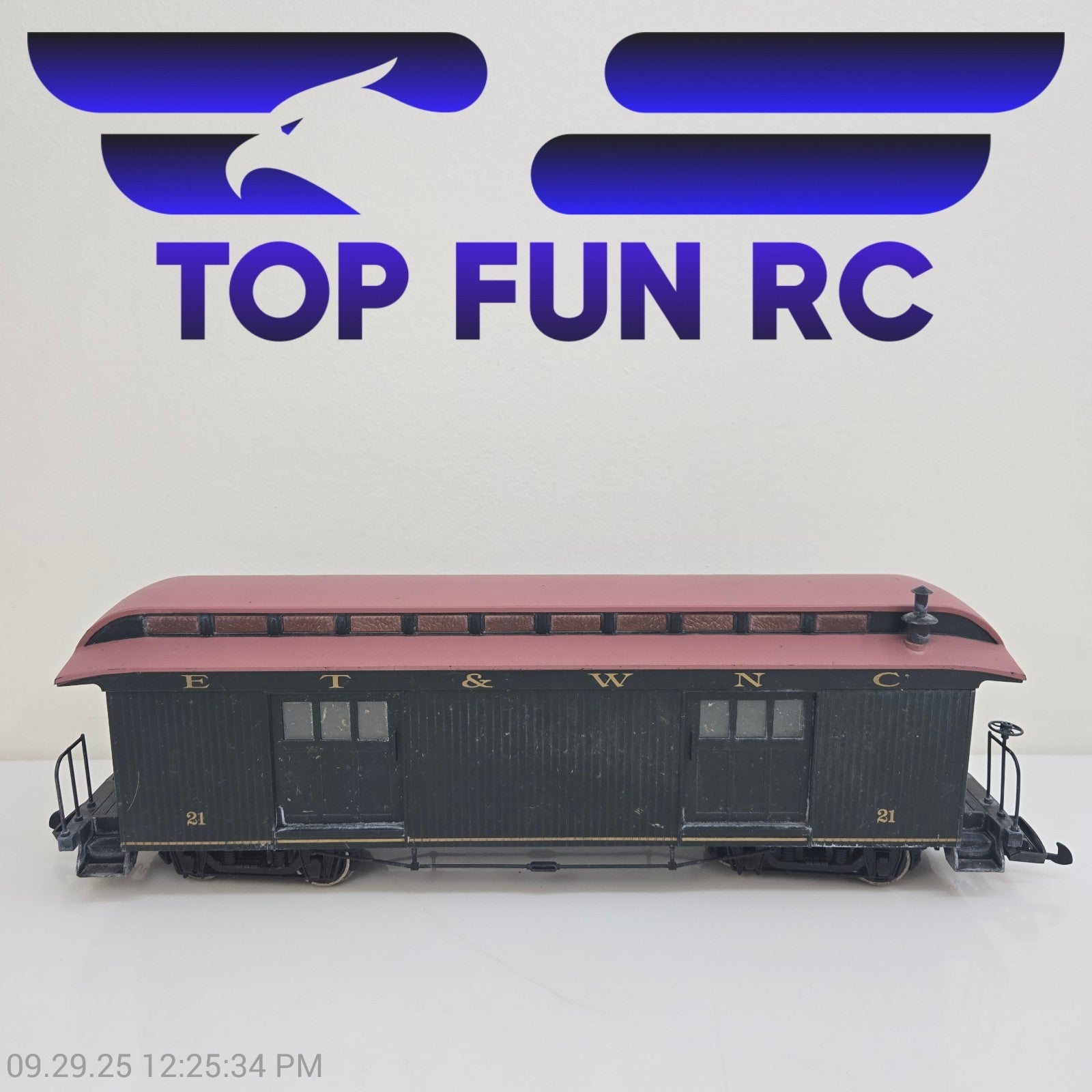 Bachmann G Scale ET&WNC Baggage Car #97420