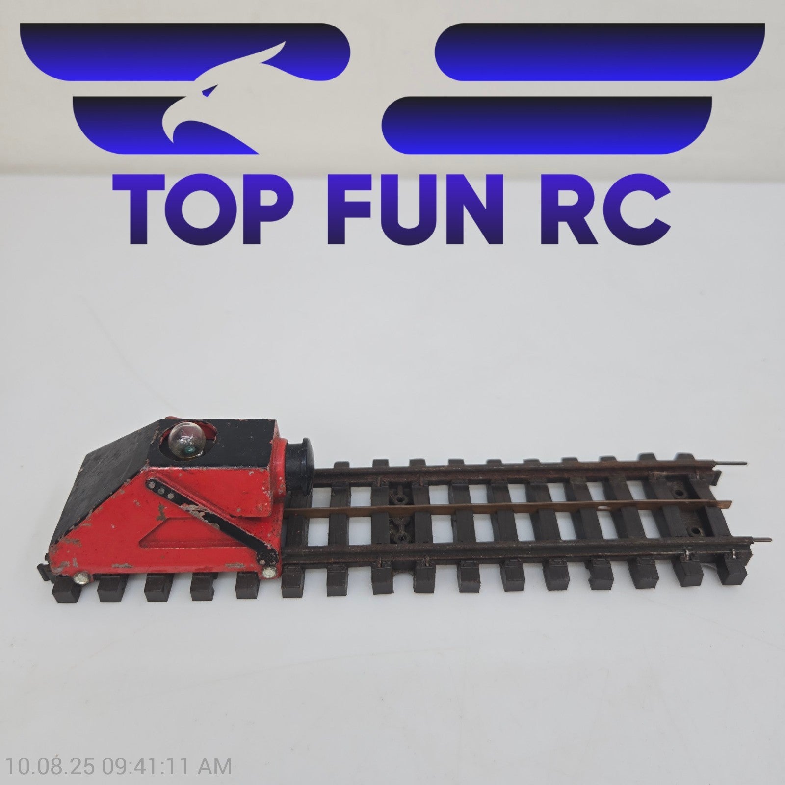 Lionel Super O #260 Bumper w/ 9" Track Straight Piece