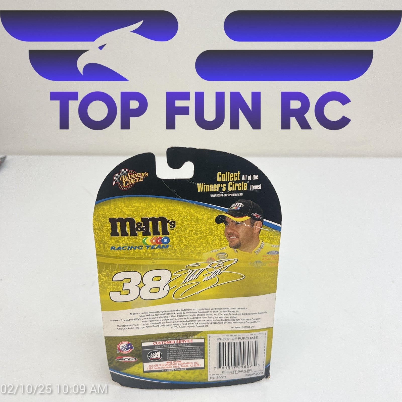 Winners Circle Elliott Sadler #38 M&M's Diecast