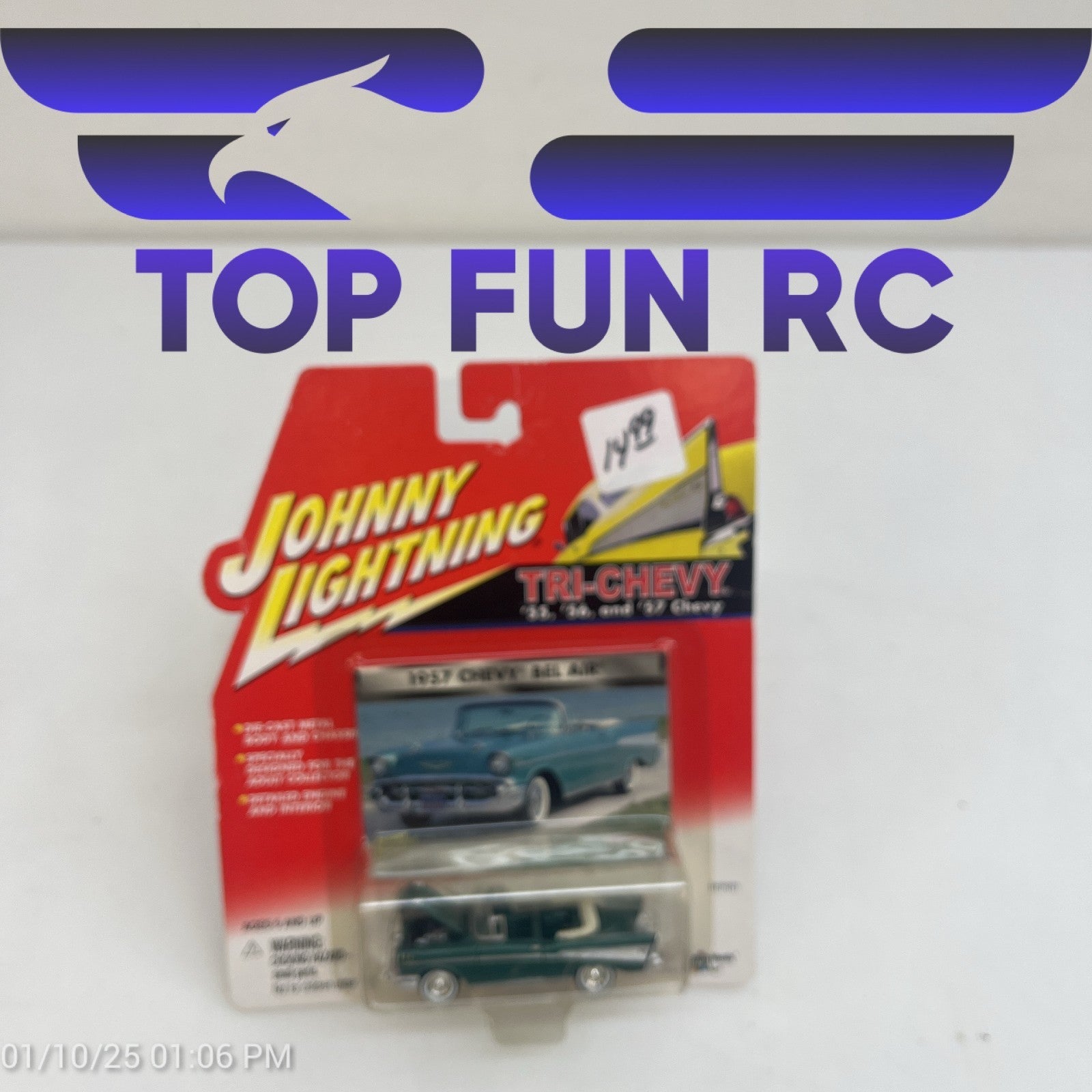 Johnny Lightning Tri-Chevy 1957 Chevy Bel-Air
