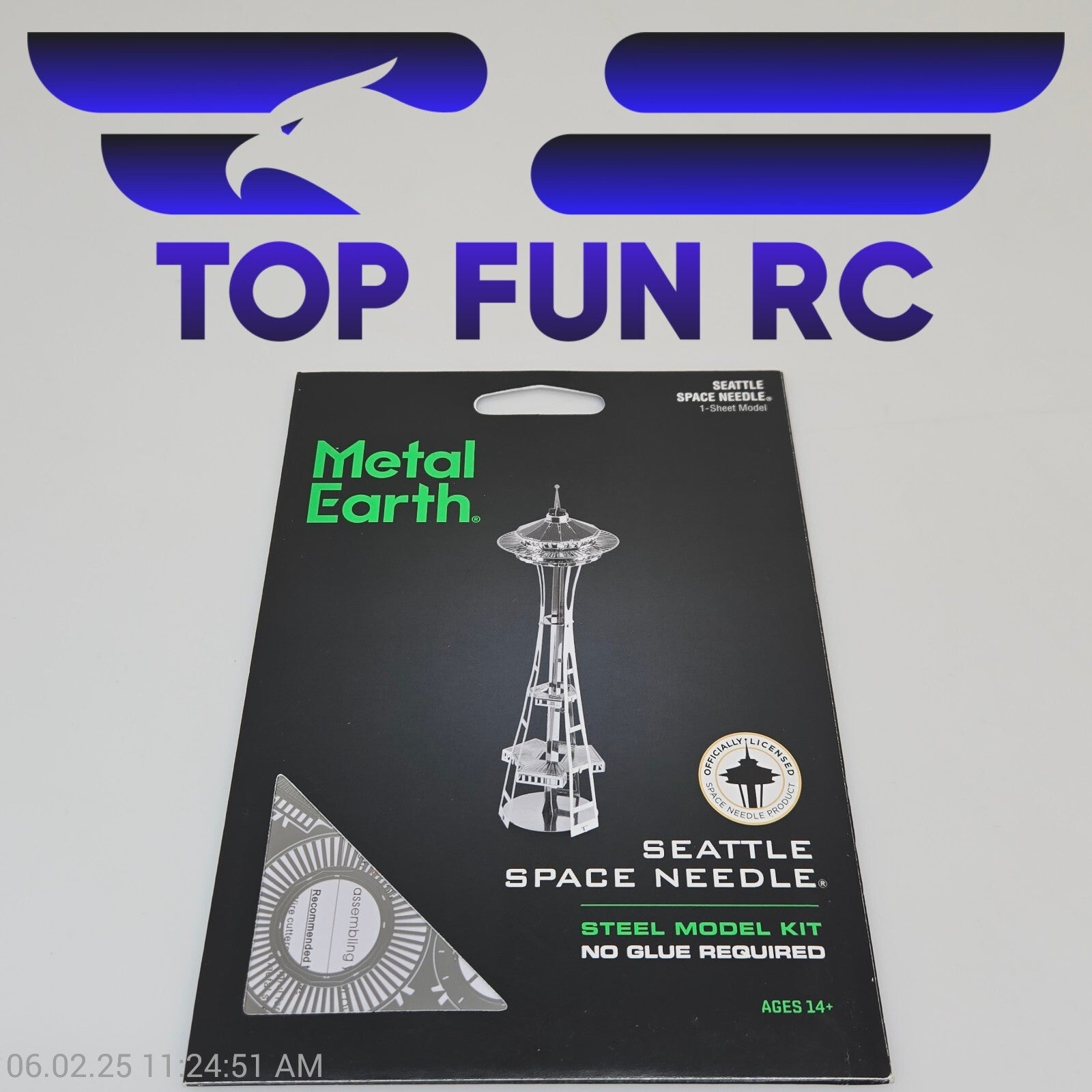 Metal Earth Seattle Space Needle Steel Model Kit