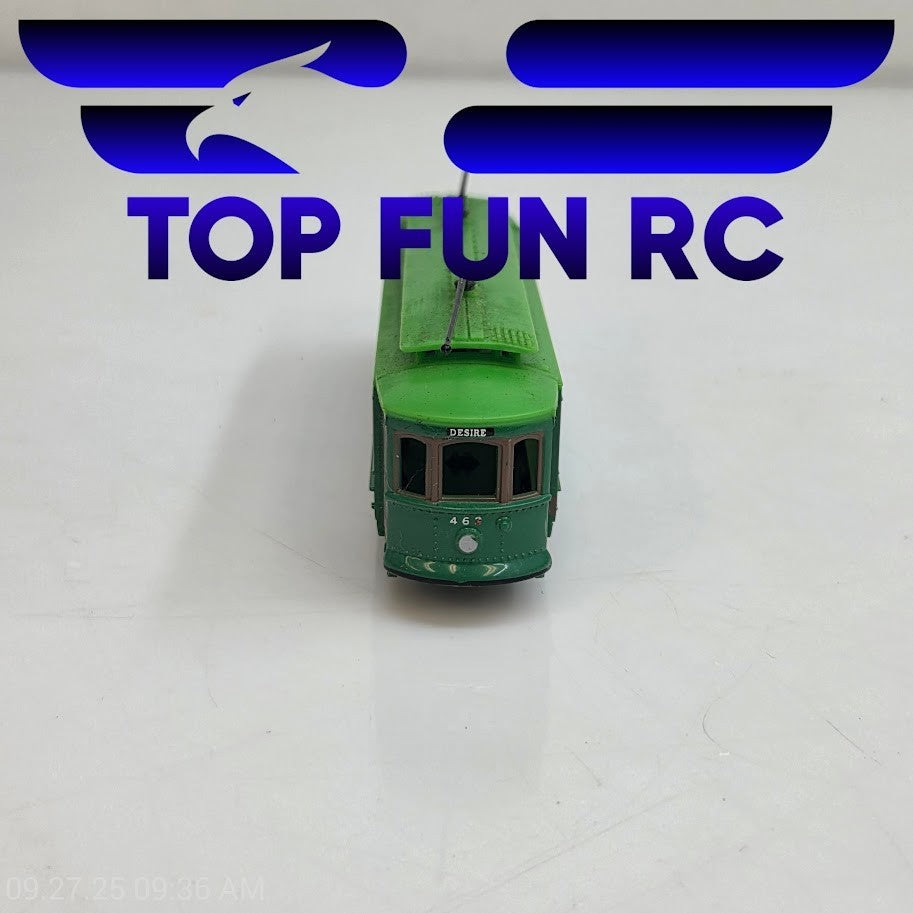 Desire Trolley HO Scale w/ Moveable Wheels Untested