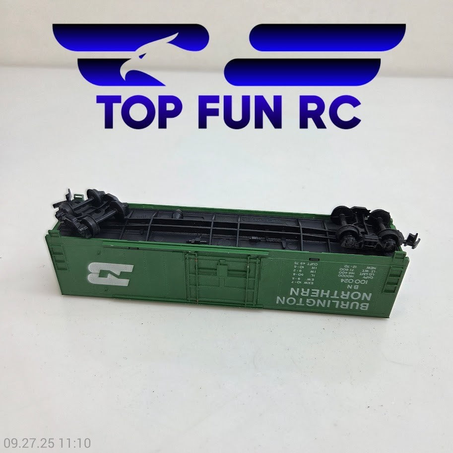 Tyco HO Scale Model Railroad Burlington Northern Cargo Car