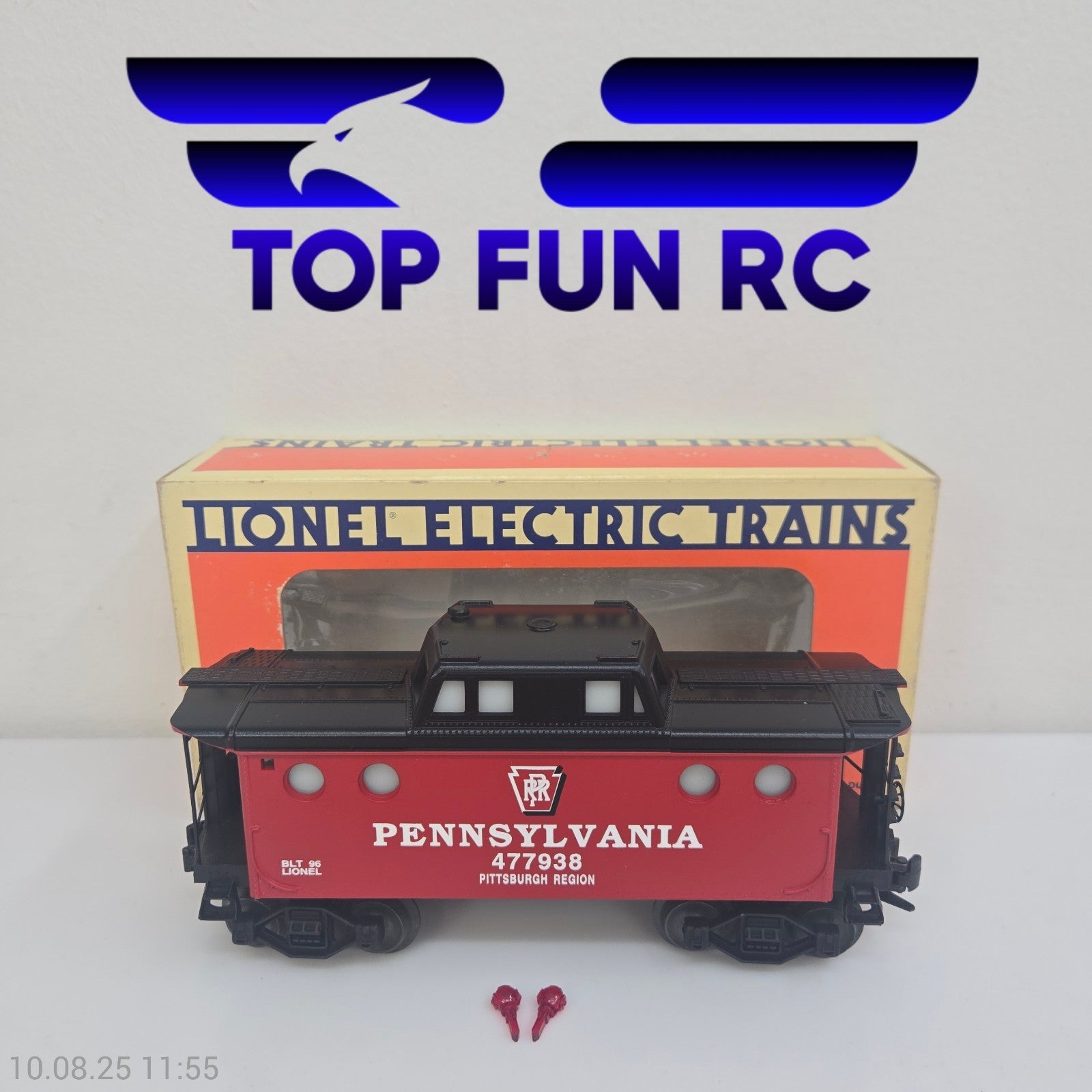 Lionel O-Gauge 6-19727 Pennsylvania Caboose w/ Original Box