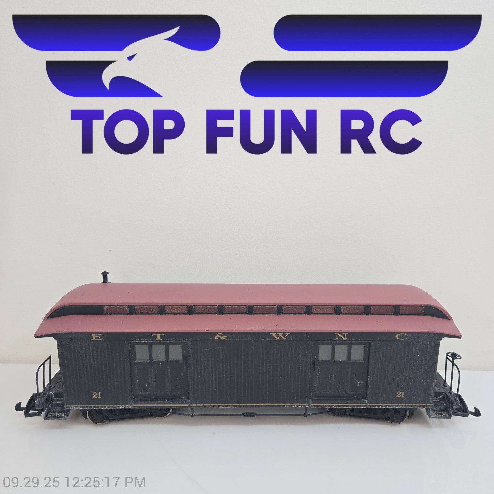 Bachmann G Scale ET&WNC Baggage Car #97420
