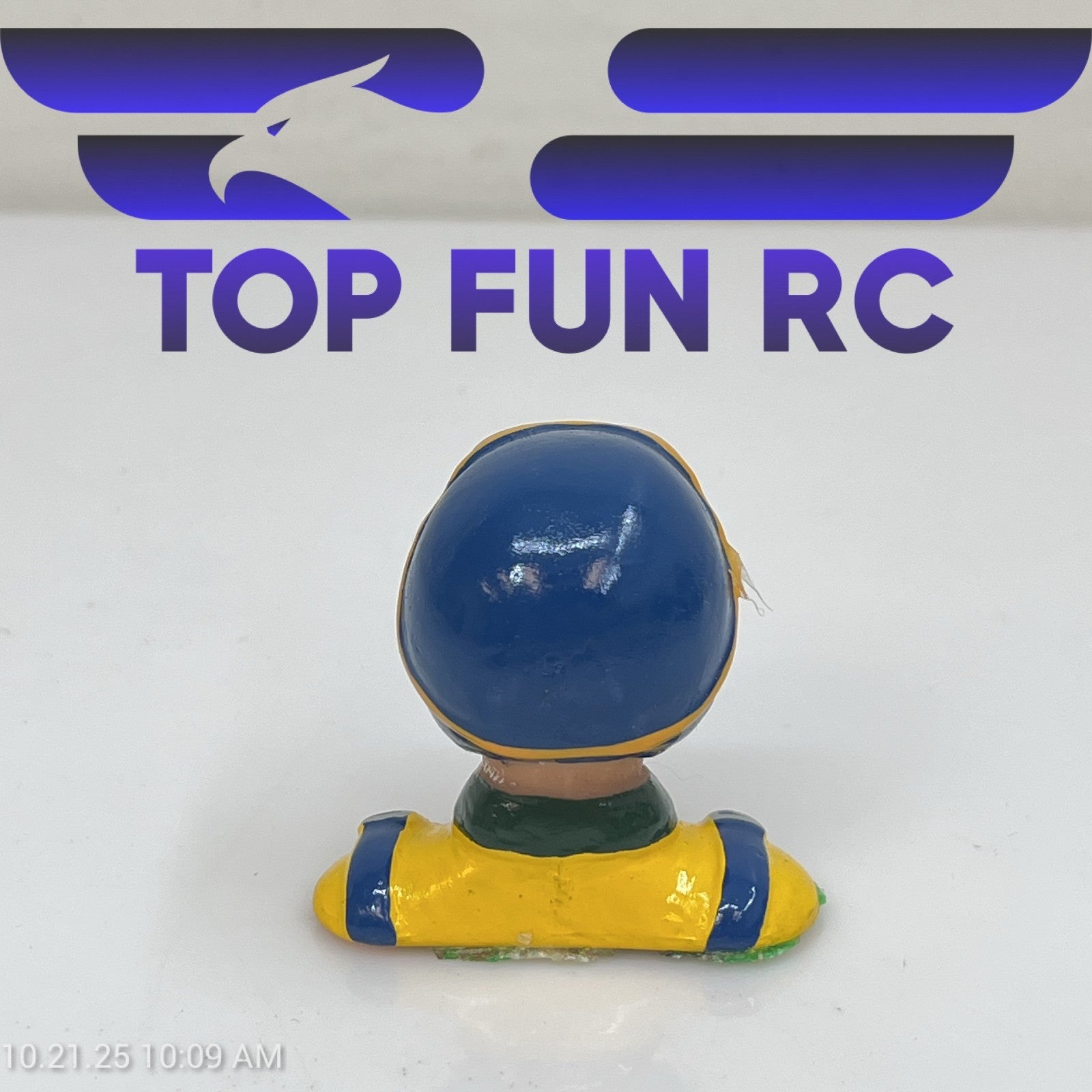 Hangar 9 1/9 Pilot w/ Helmet & Goggles