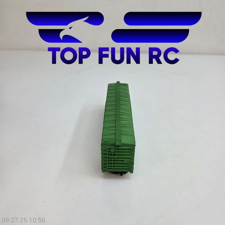 Tyco HO Scale Burlington Northern Green Box Car 100024 Freight Train