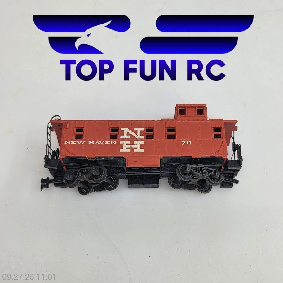 Rivarossi HO Scale New Haven Cupola Caboose 711