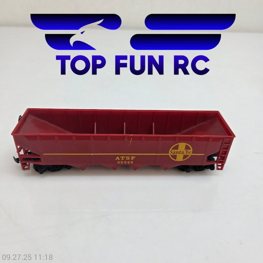 AHM HO Scale Santa-Fe ATSF 99246 Hopper Car No Load