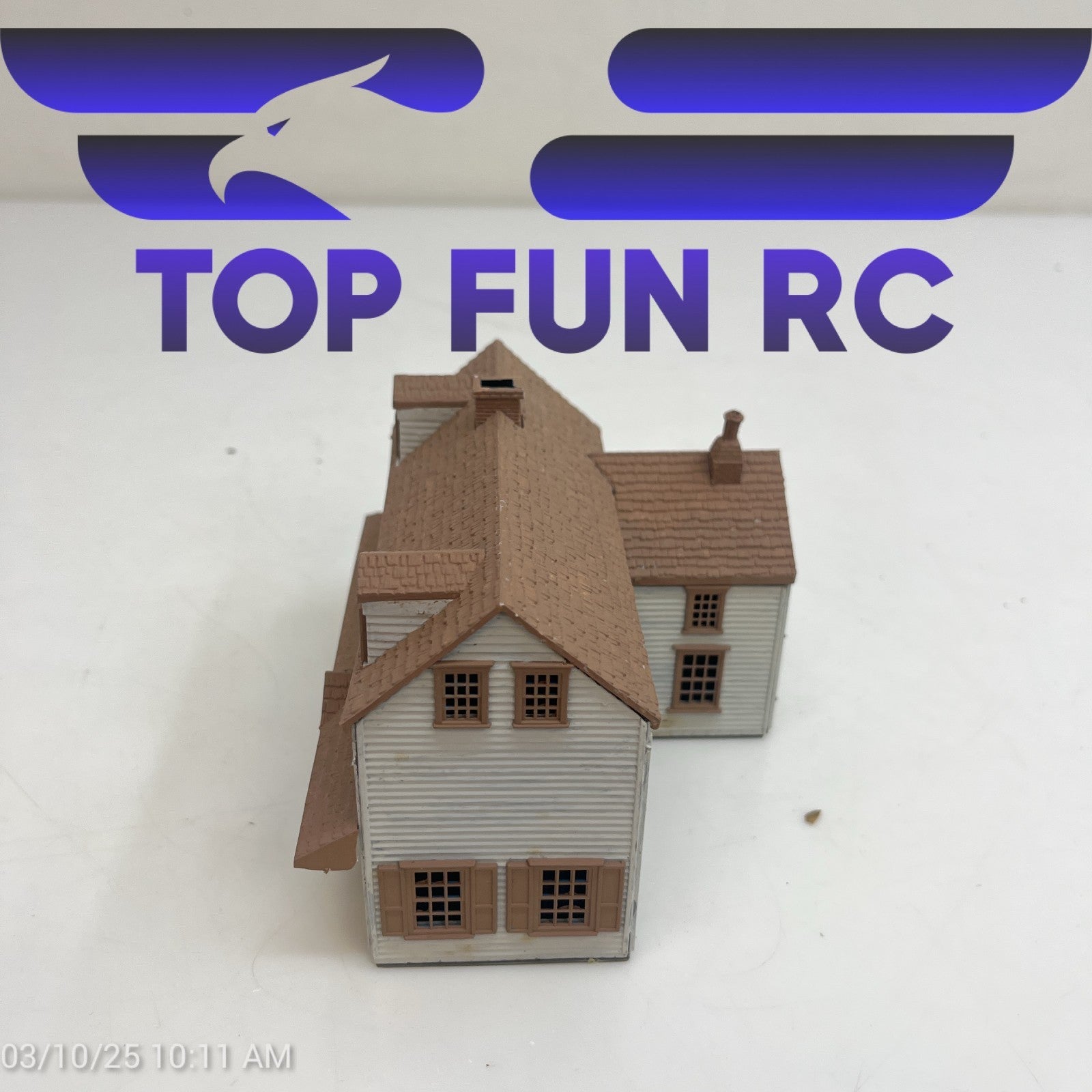 Patal HO-Gauge #303 Family House Model Train Part