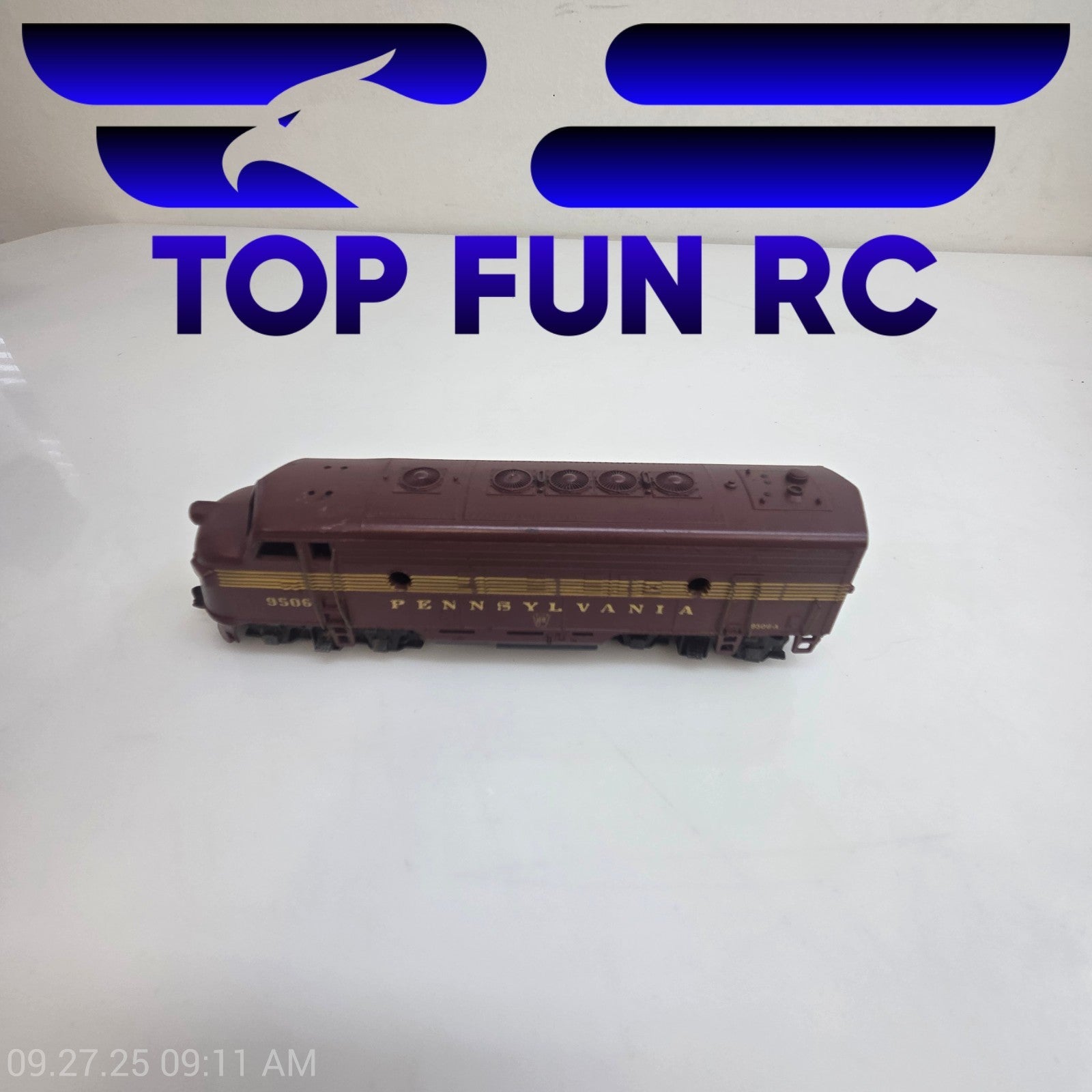 Athearn 9506 Pennsylvania Dual Drive Super Geared F7A Diesel Locomotive