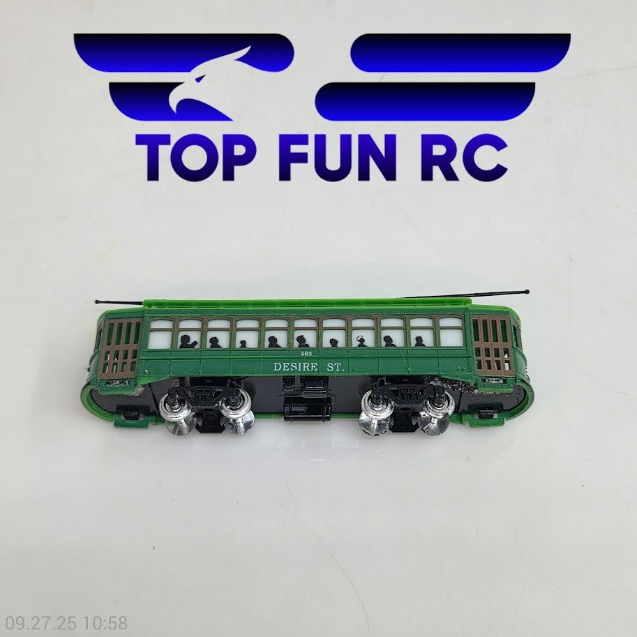 Desire Trolley HO Scale w/ Moveable Wheels Untested
