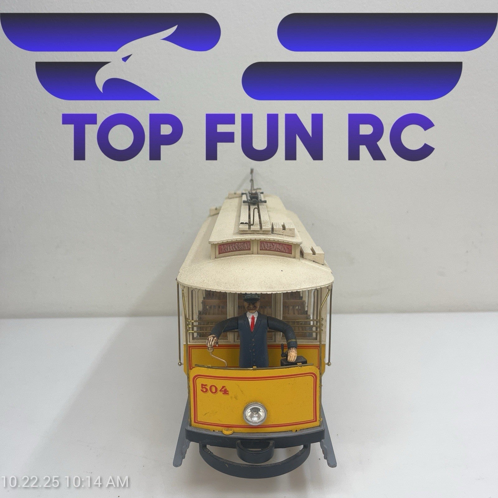 Bachmann 93938 G-Gauge United Traction Co. Motorized Open Street Car