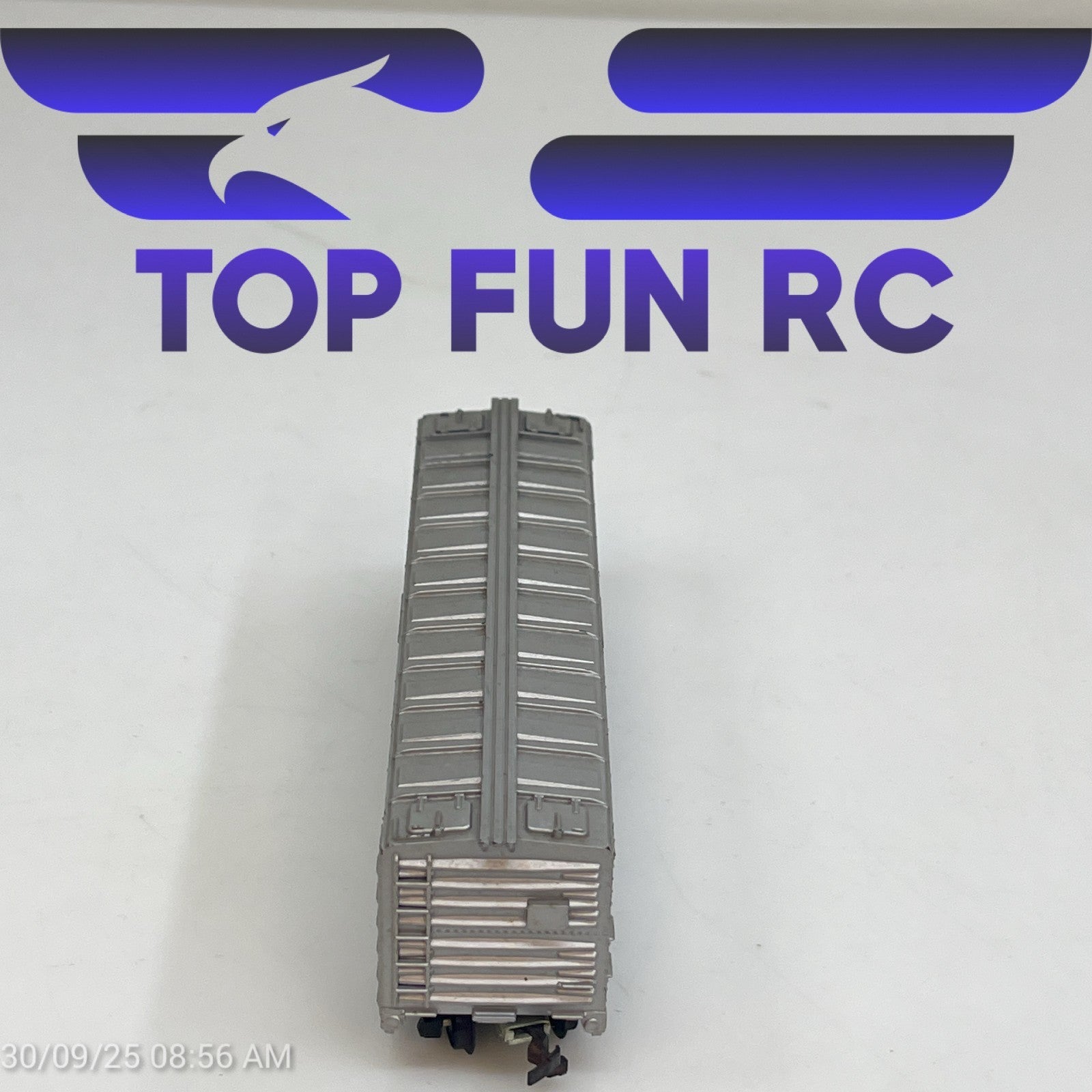 Tyco HO-Gauge Swift Refrigerator Line Silver Box Car SRLX 4226