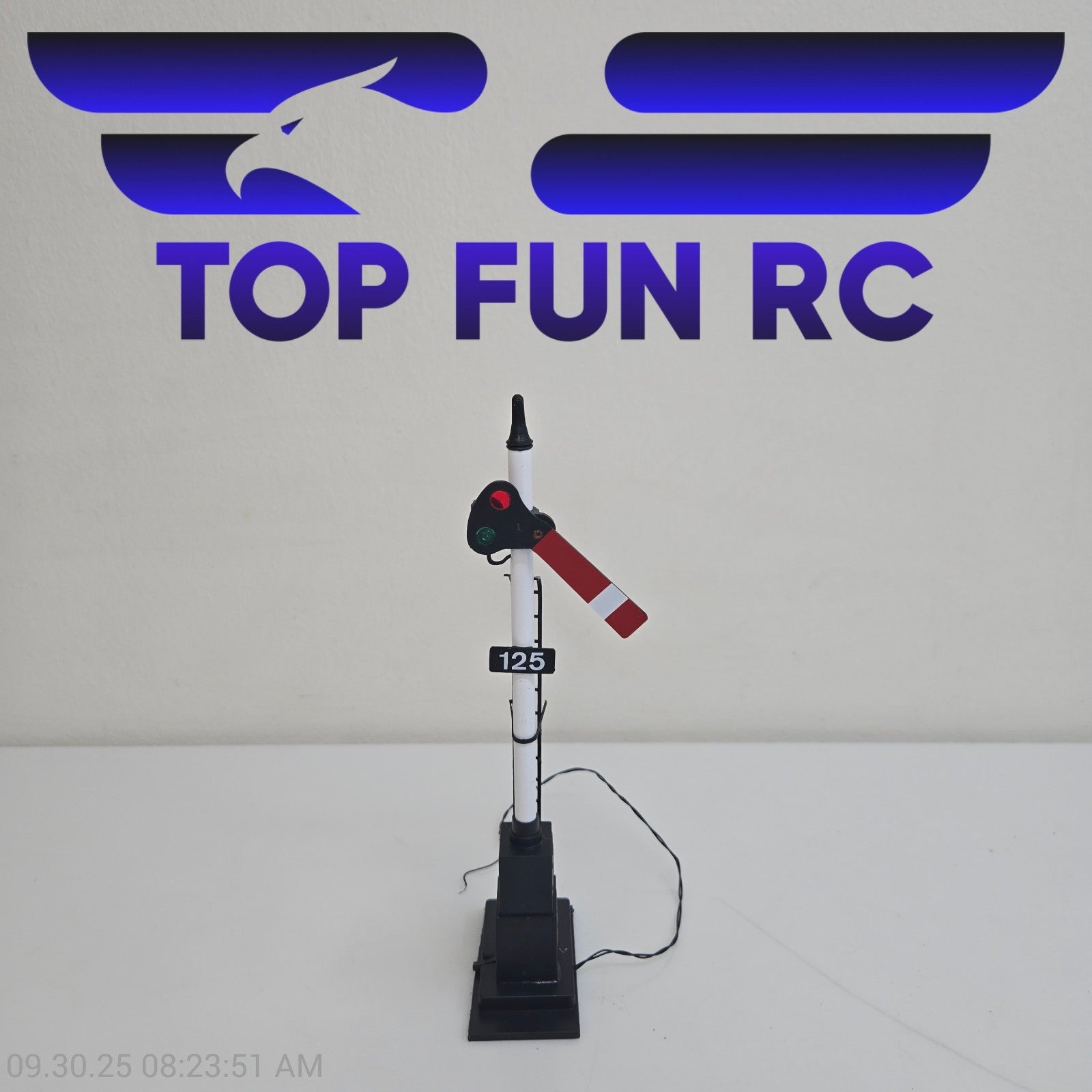 Silvine HO Scale Crossing Signal Model Railroad #125