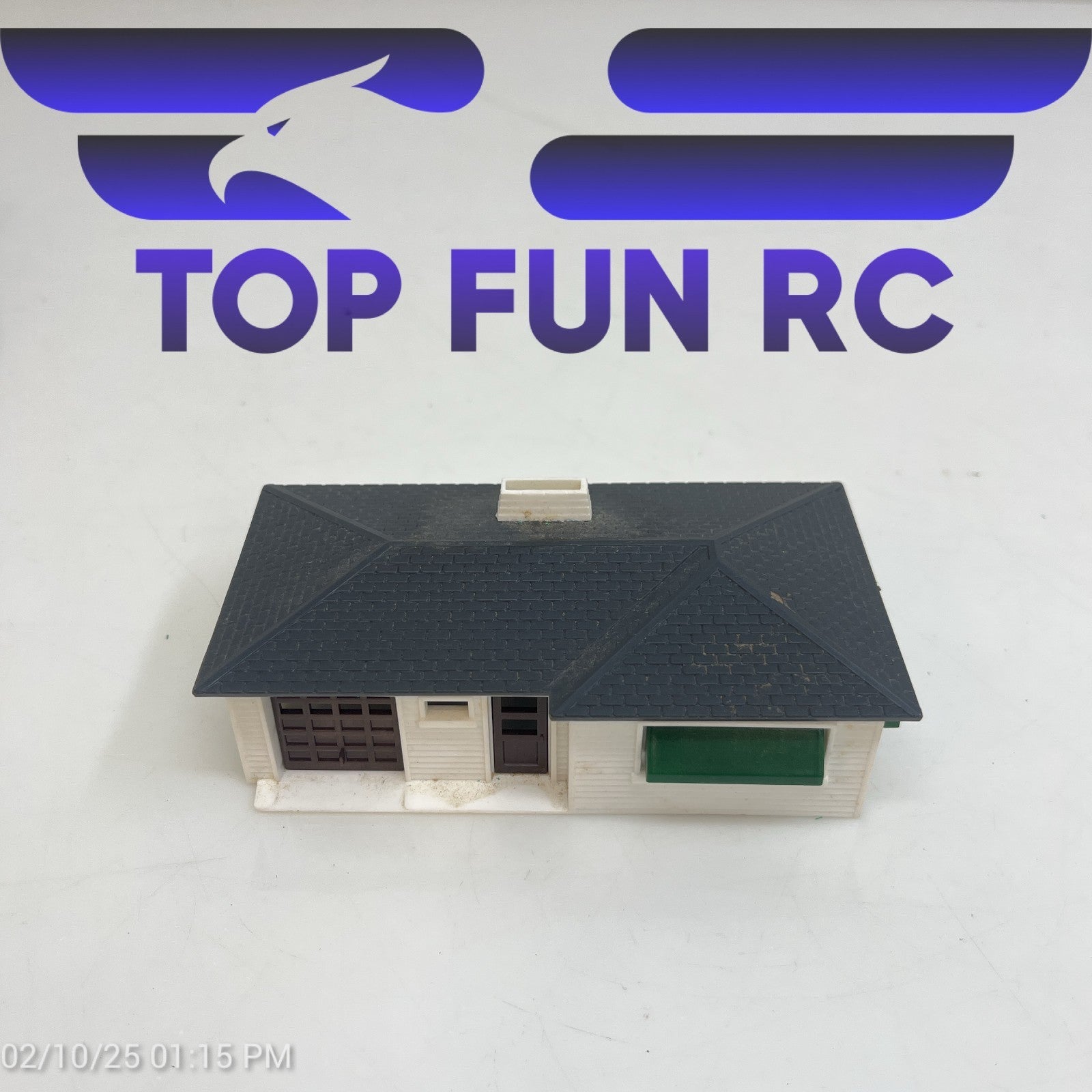 Plasticville HO-Gauge Model Railroad Ranch House Assembled
