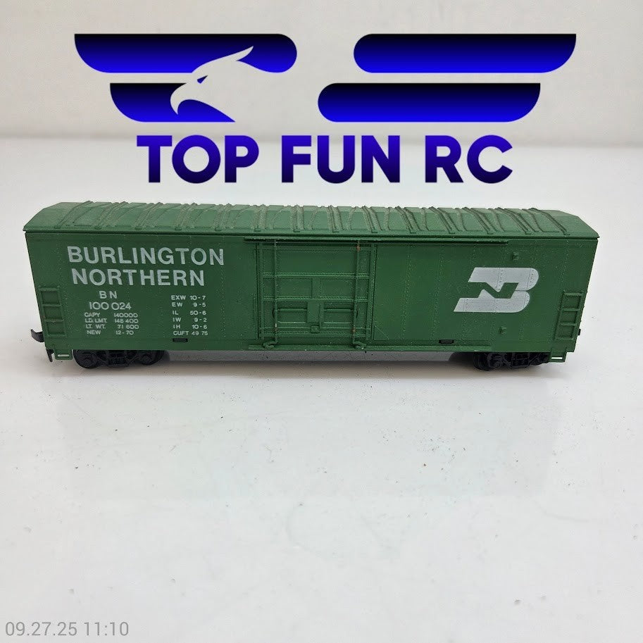 Tyco HO Scale Model Railroad Burlington Northern Cargo Car