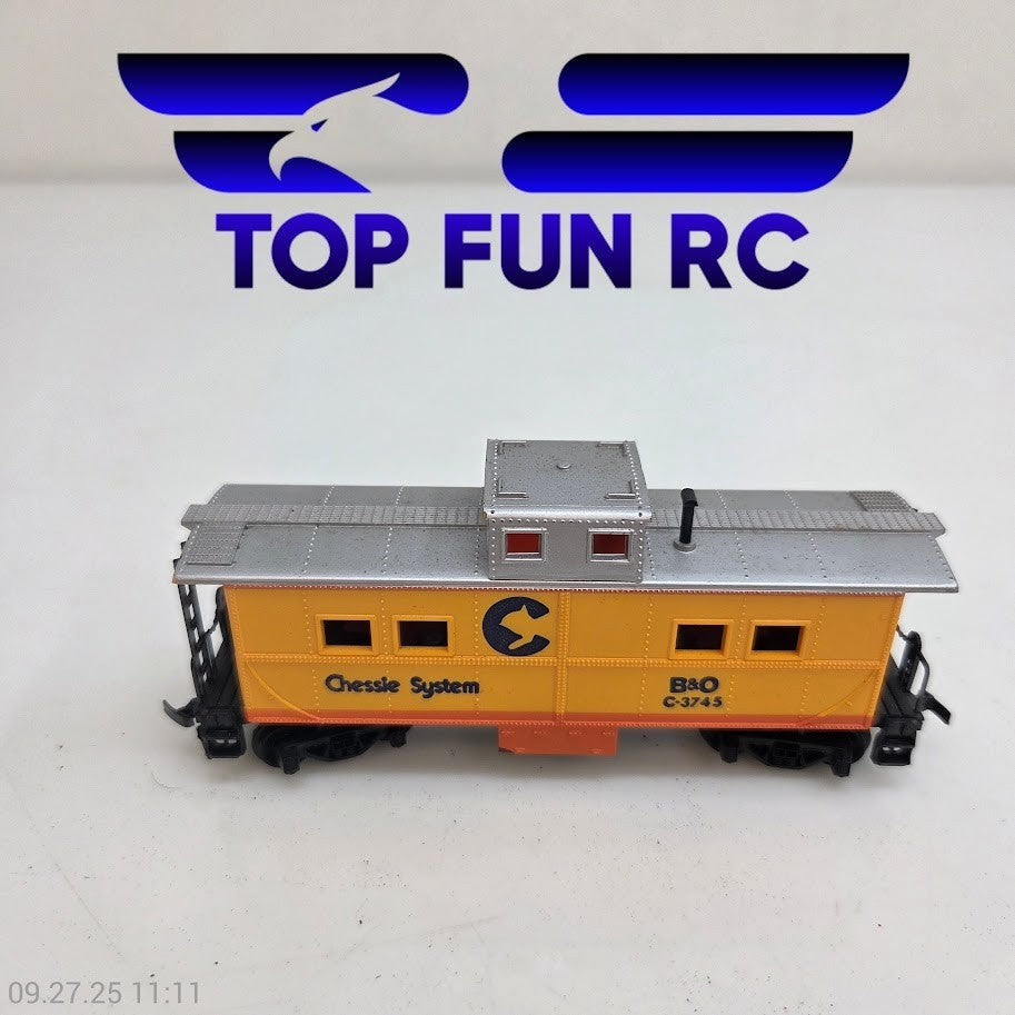 Bachmann HO Scale Chessie System B&O C-3745 Caboose