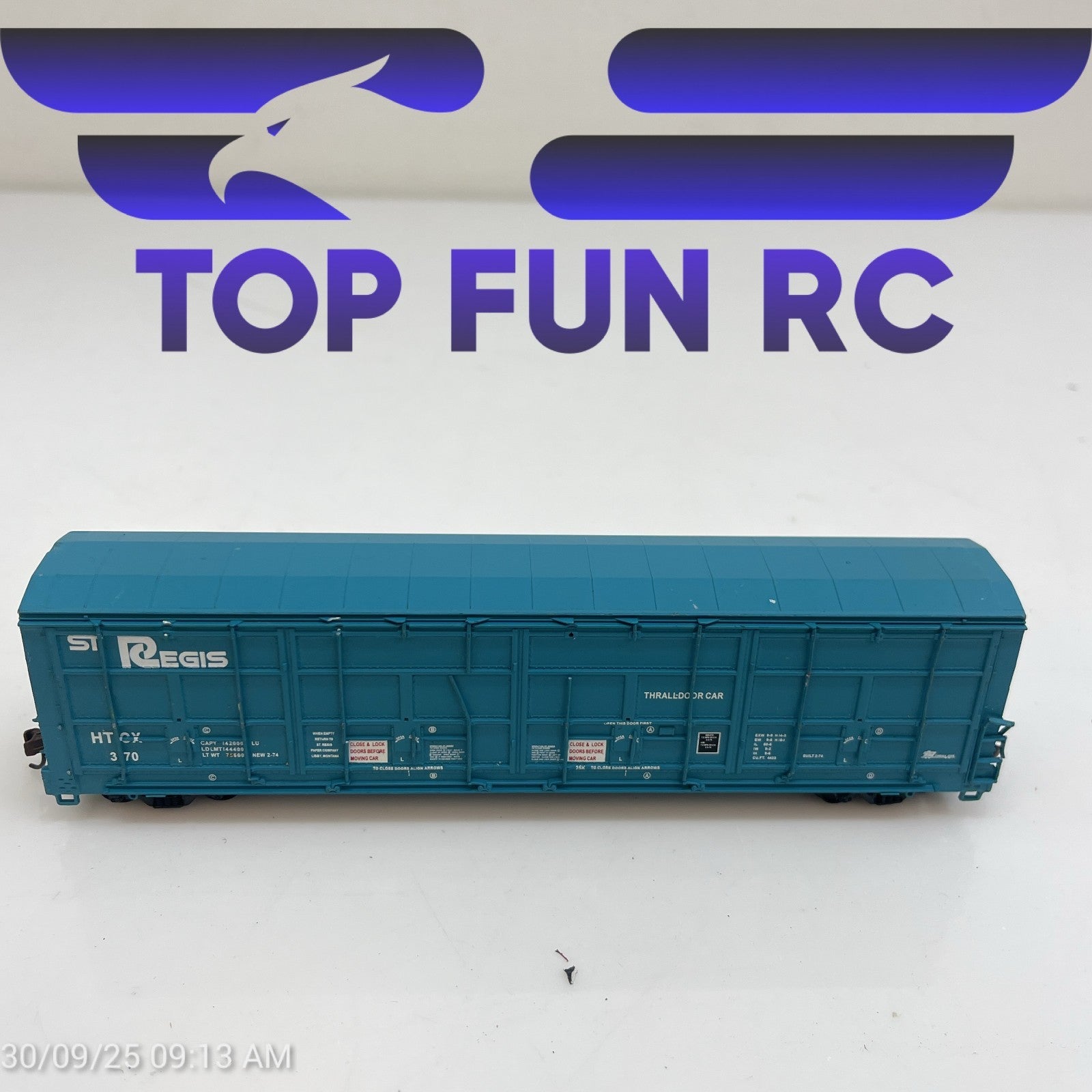 Walthers 932-7004 St. Regis Paper Thrall Dool Box Car