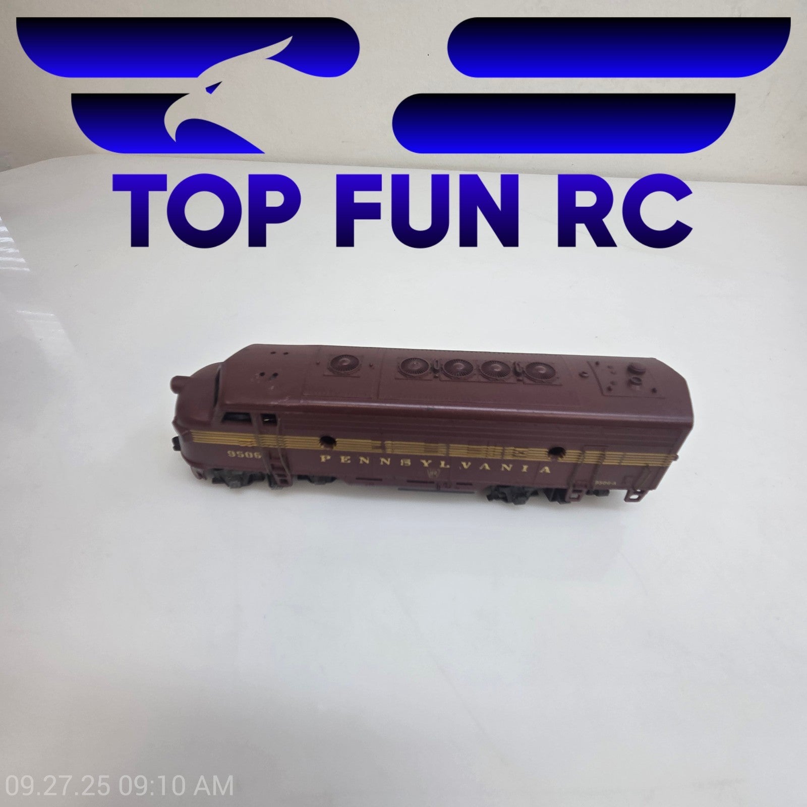 Athearn 9506 Pennsylvania Dual Drive Super Geared F7A Diesel Locomotive