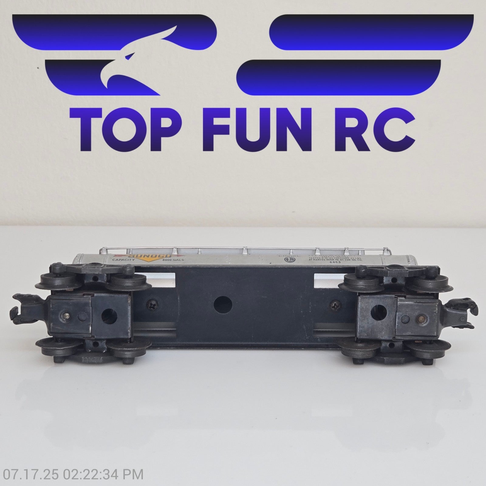 Lionel 6465 O Gauge Two Dome Tank Car Sunoco