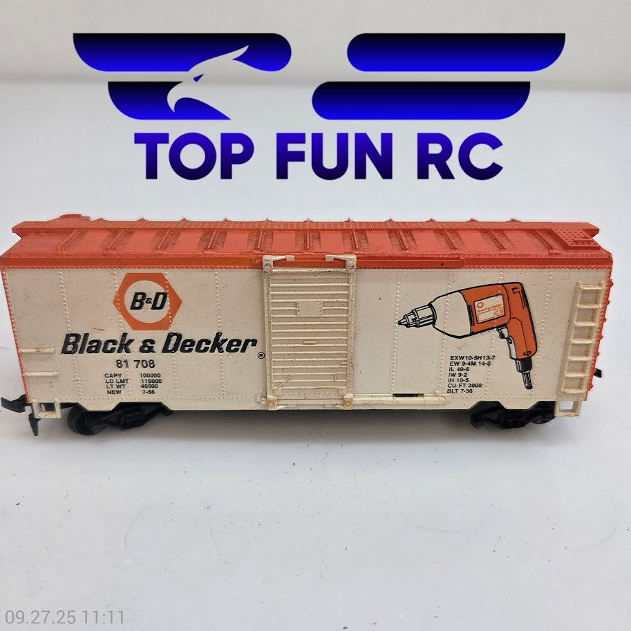 Life-Like Precision Engineered 08484 Black & Decker Box Car