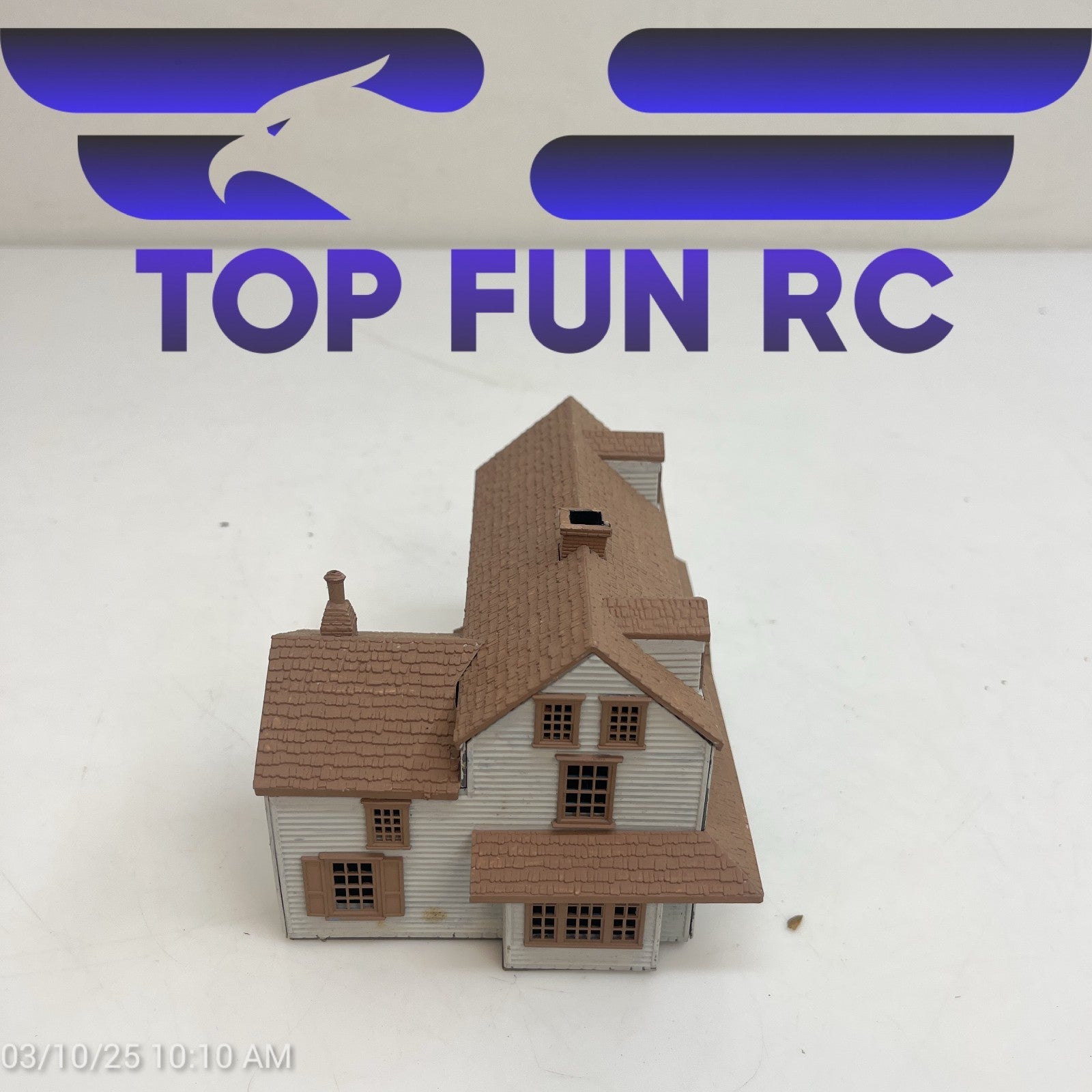 Patal HO-Gauge #303 Family House Model Train Part