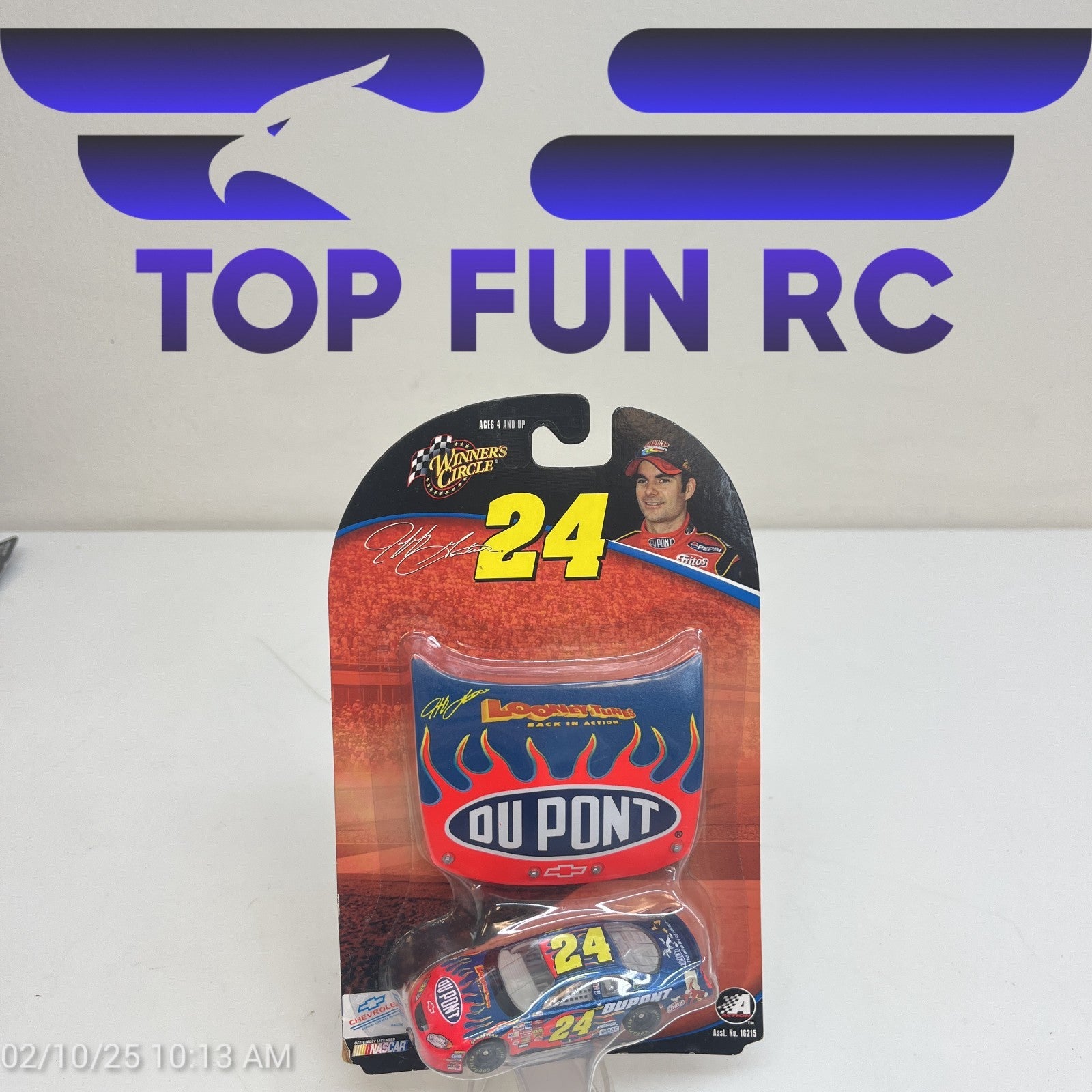 Winners Circle Jeff Gordon #24 Looney Tunes Dupont Diecast