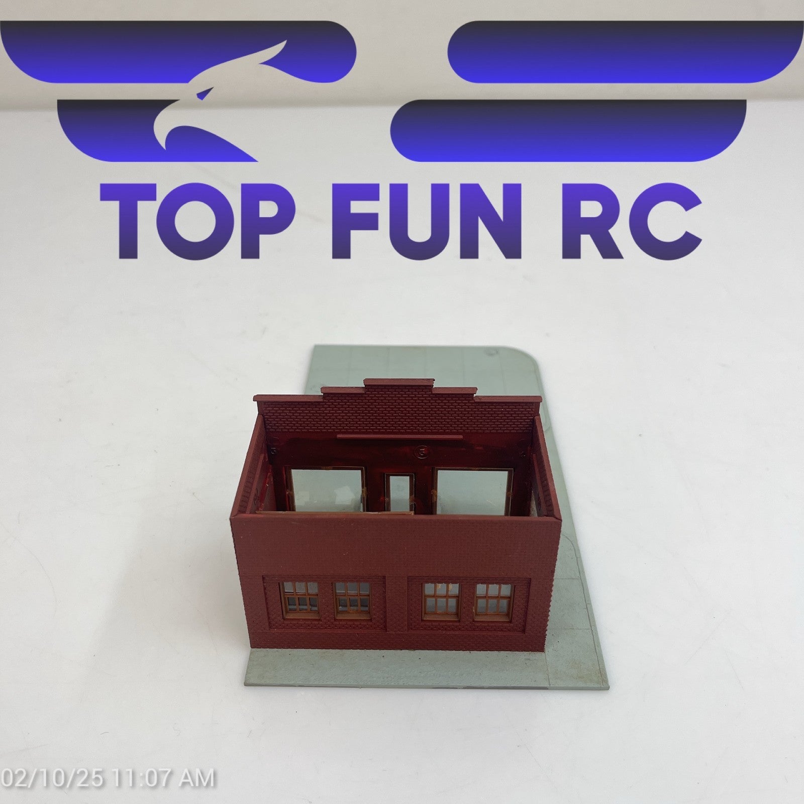 Tyco HO-Gauge Honest Sam's Used Car Lot & Building