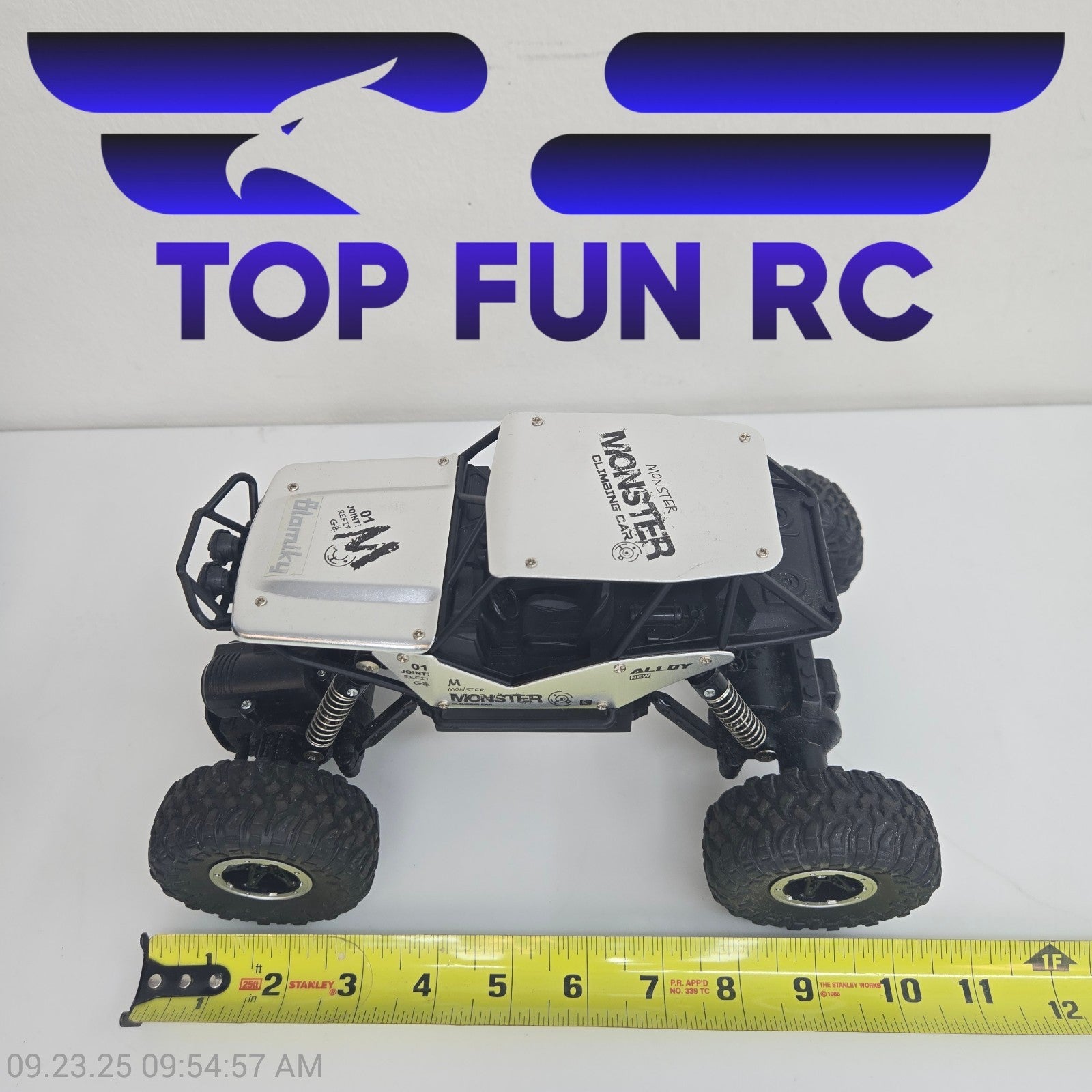 Blomiky C185 Rock Crawler 1/18 Scale 4WD