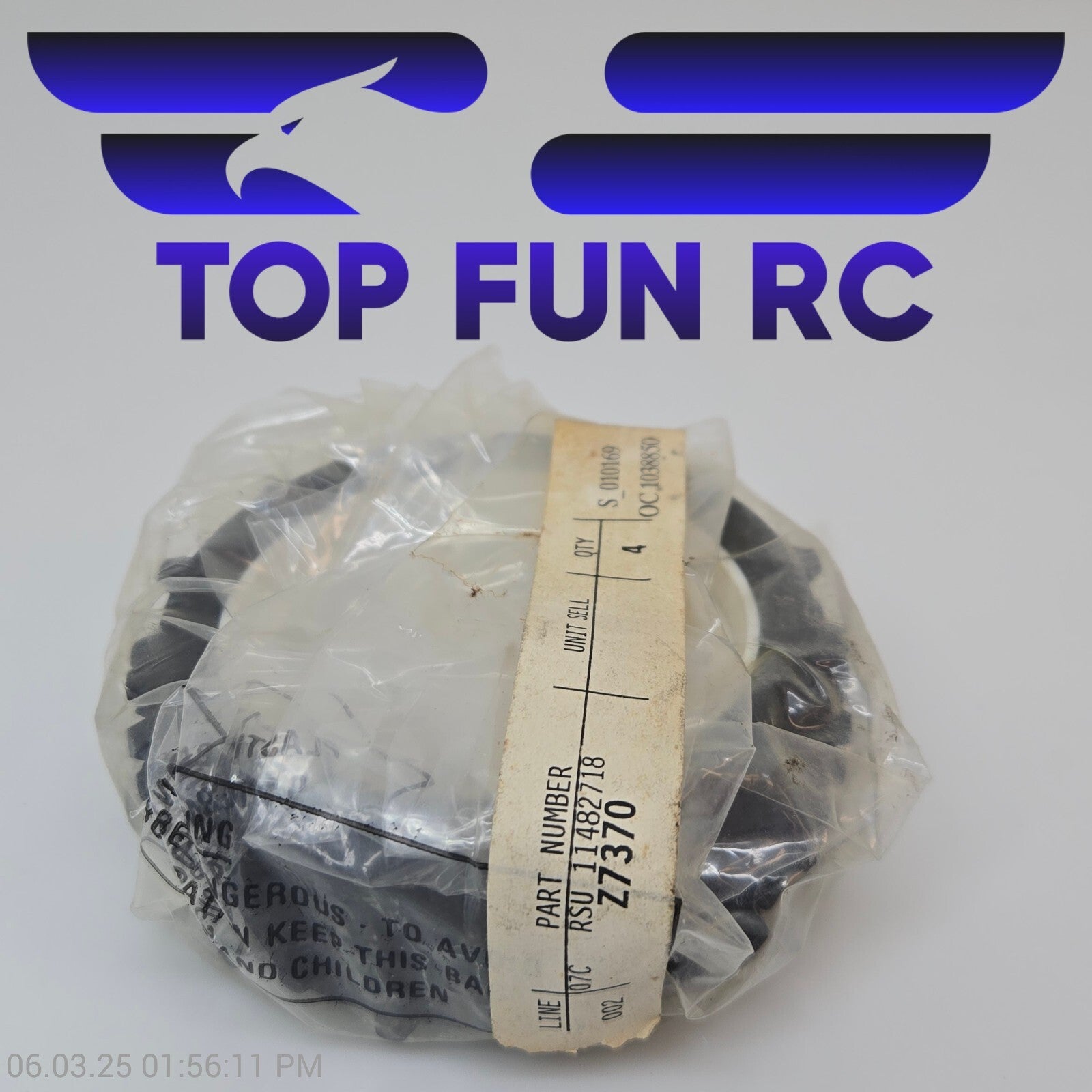 2.1" wheel with large pin tires with 5x11mm nylon bushings