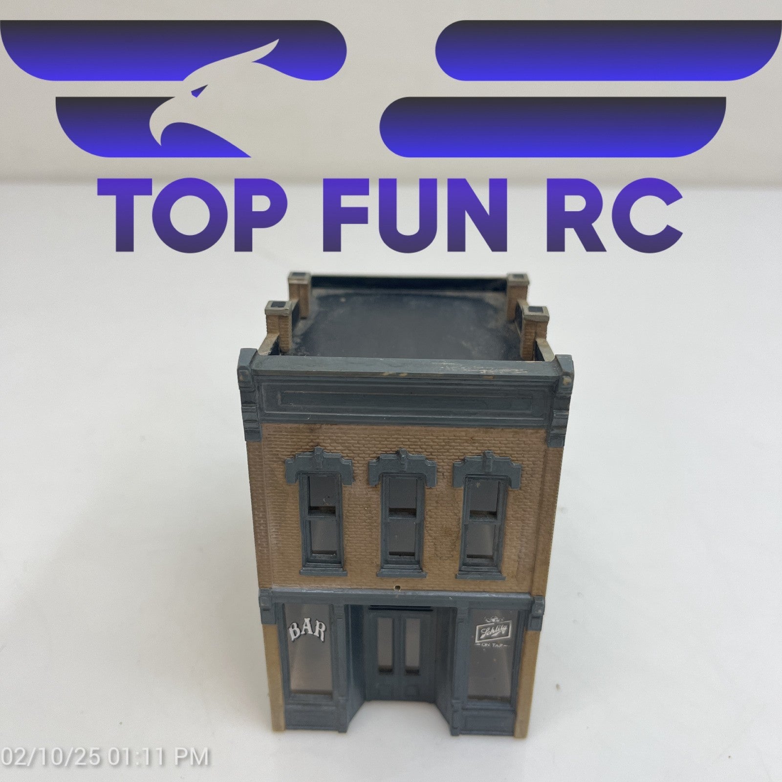 DPM HO-Gauge Kelly's Saloon Plastic Building