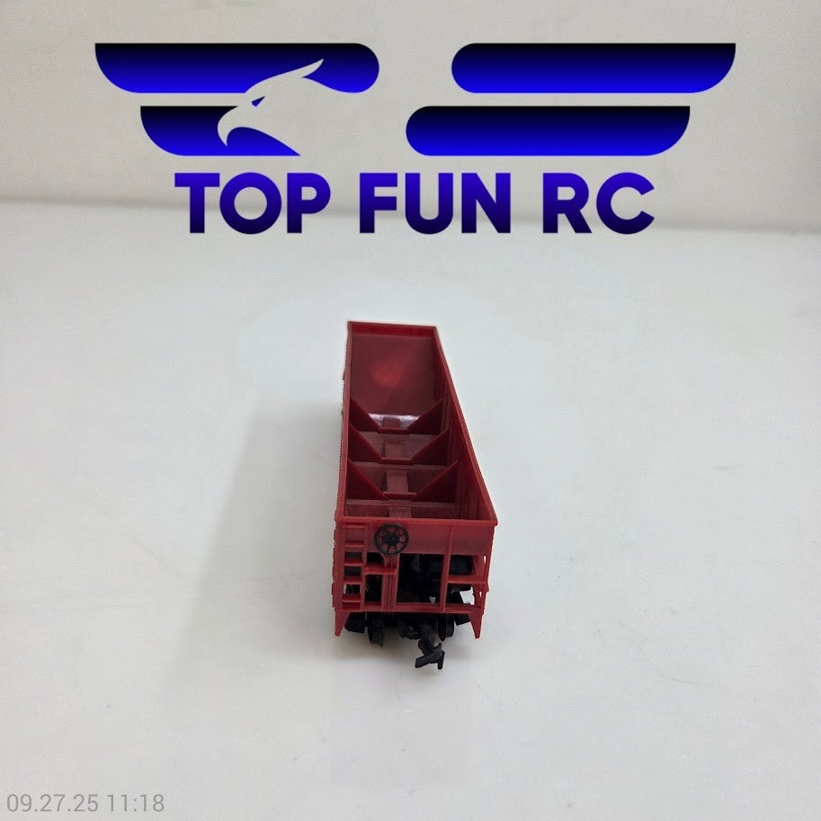 AHM HO Scale Santa-Fe ATSF 99246 Hopper Car No Load