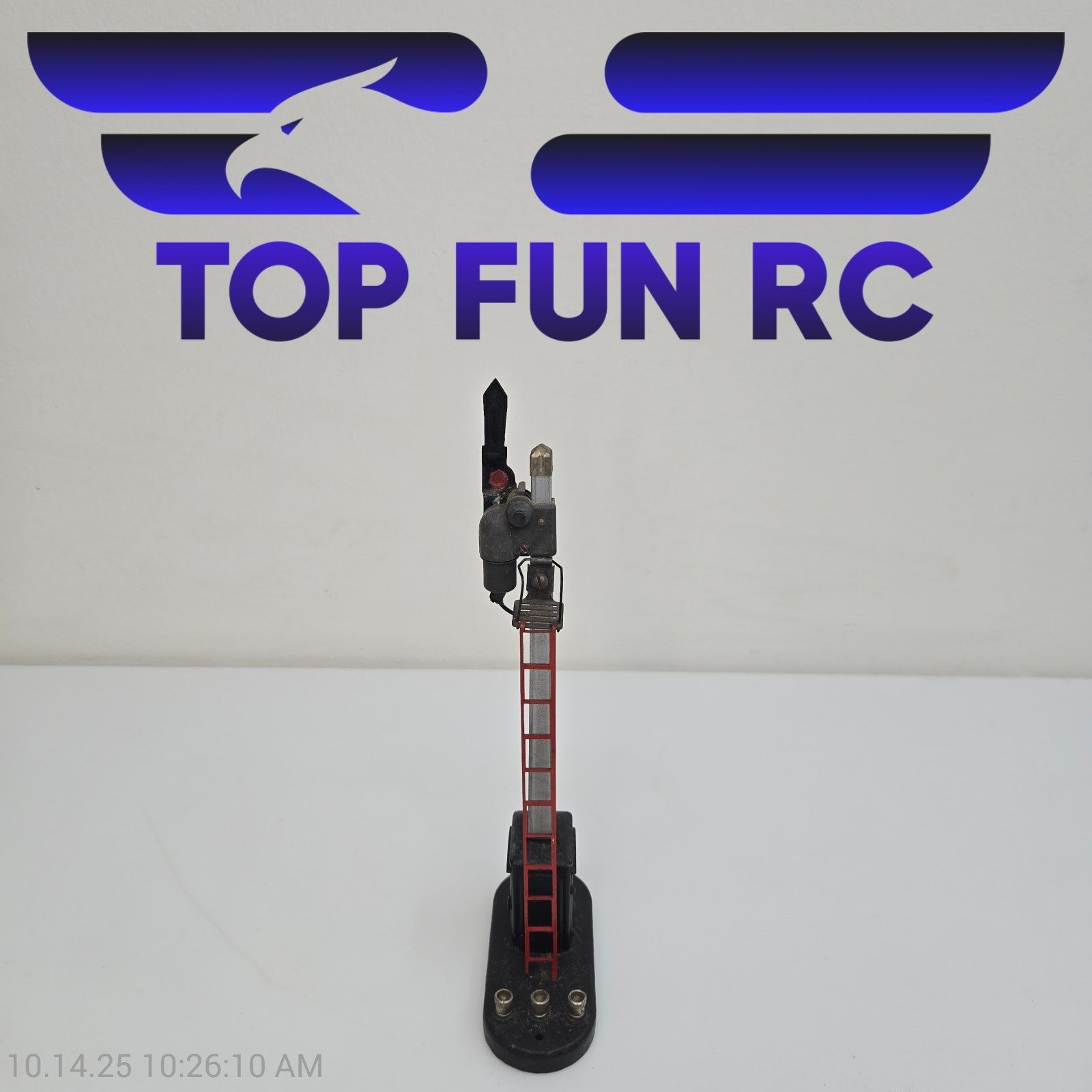 Lionel 151 Semaphore Signal w/ 153 Block Signal Accessory