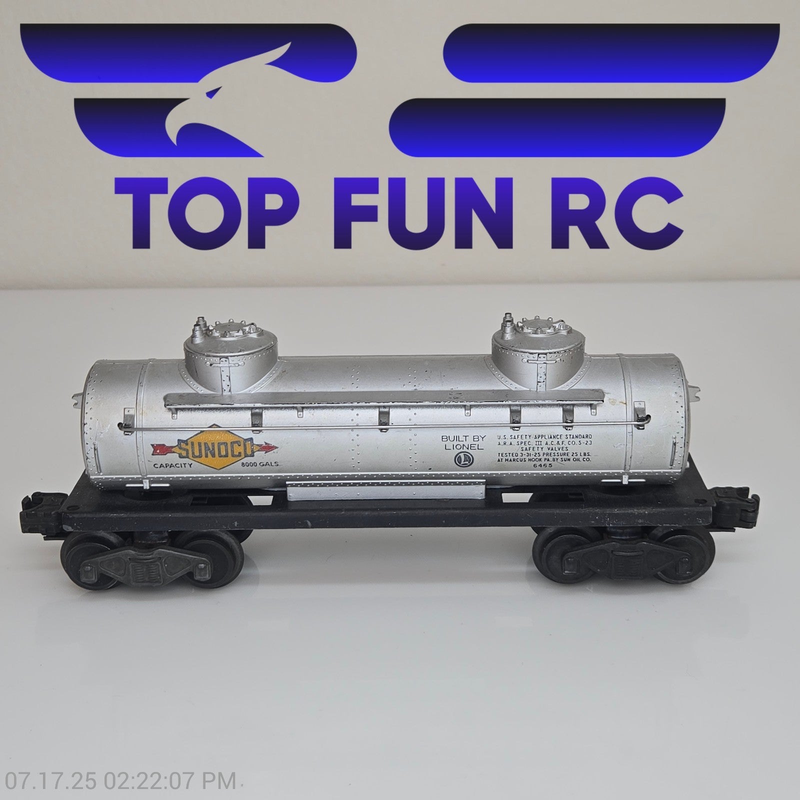 Lionel 6465 O Gauge Two Dome Tank Car Sunoco