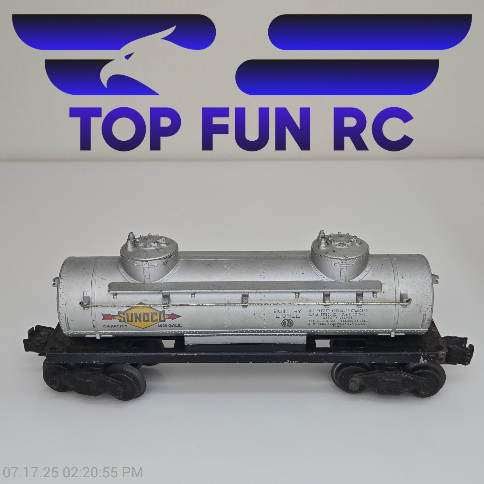 Lionel 6465 O Gauge Two Dome Tank Car Sunoco
