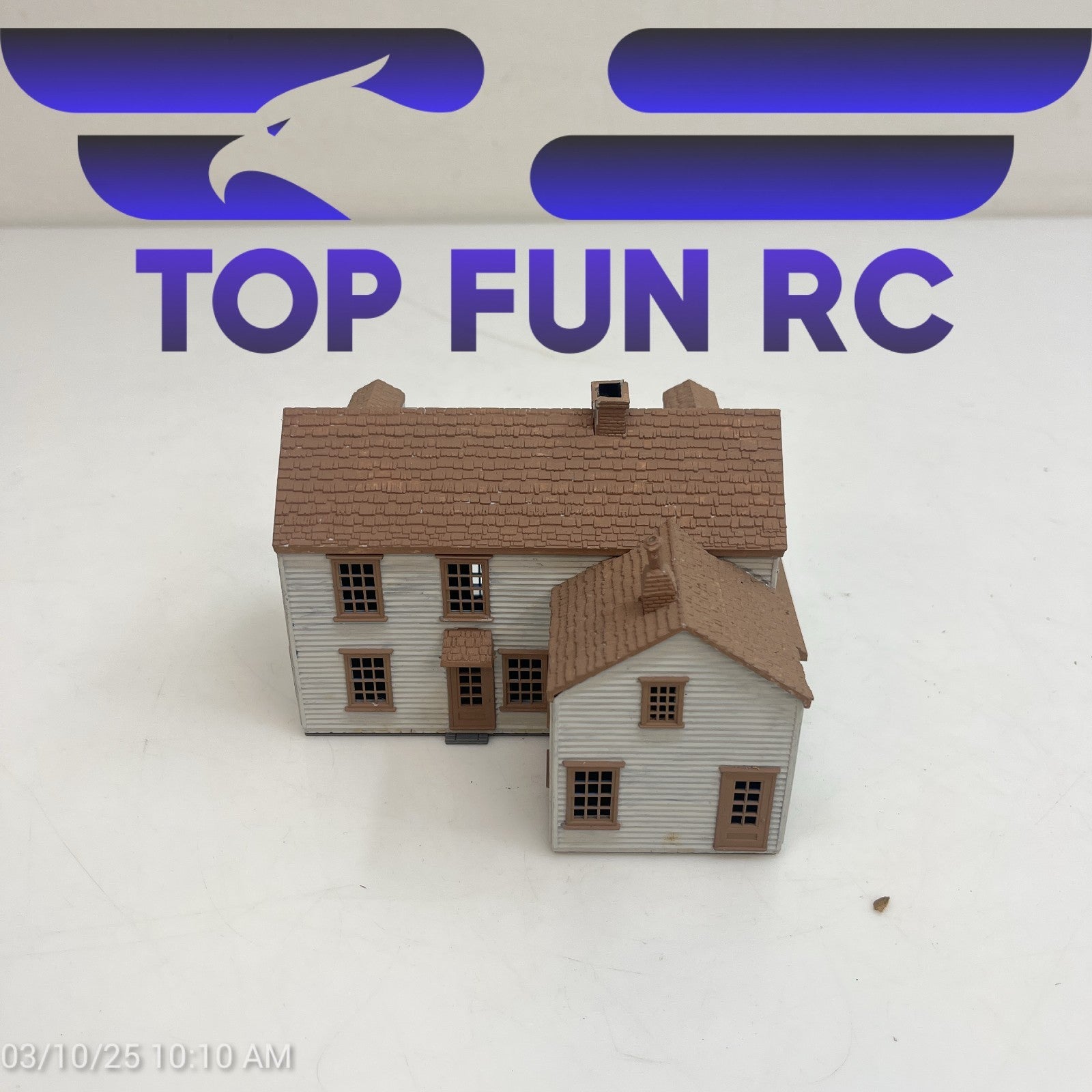 Patal HO-Gauge #303 Family House Model Train Part