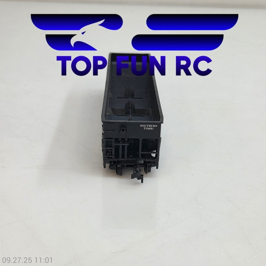 Atlas HO Scale 70251 Hopper Coal Car