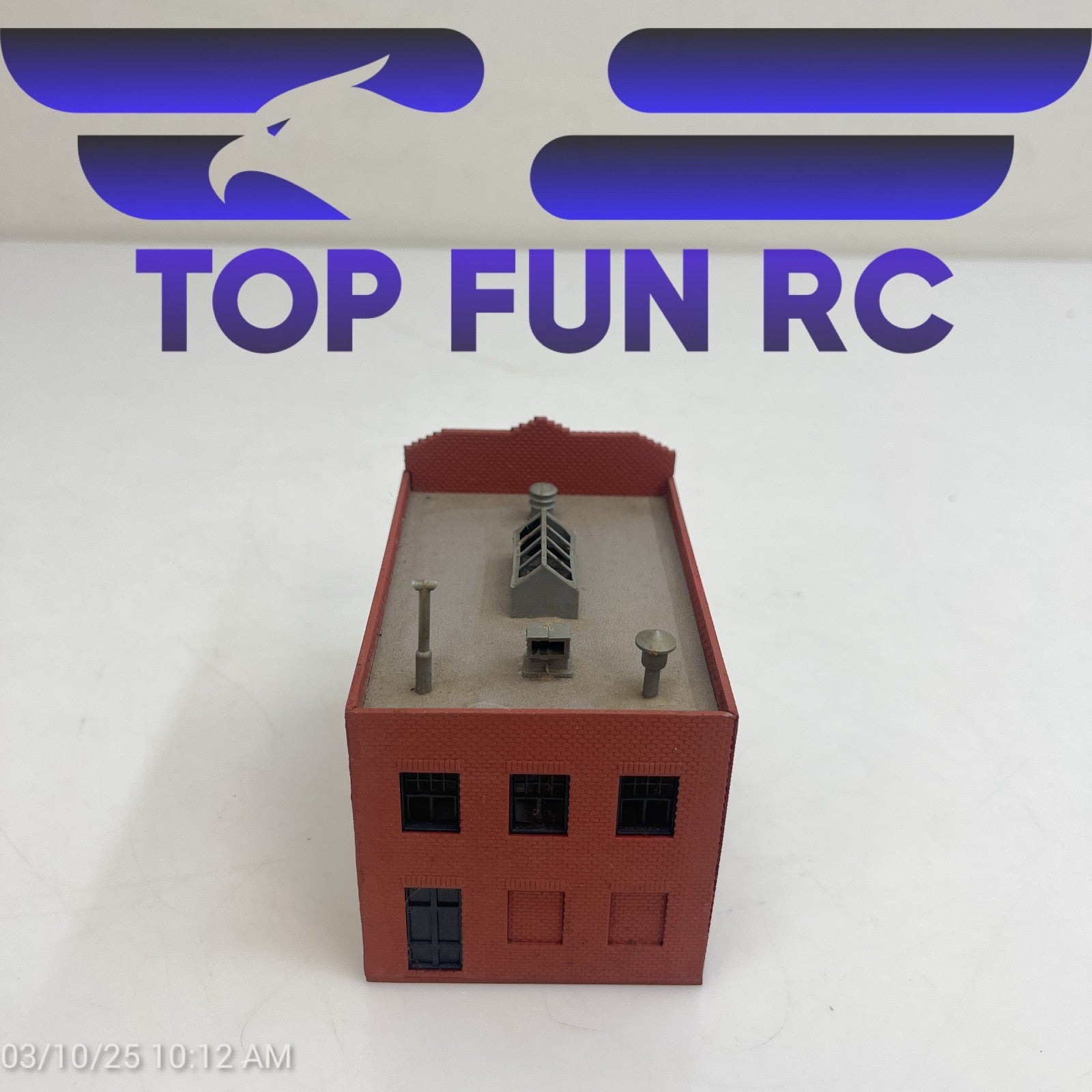 Tyco HO-Gauge Joe's Fruit Store Building Assembled