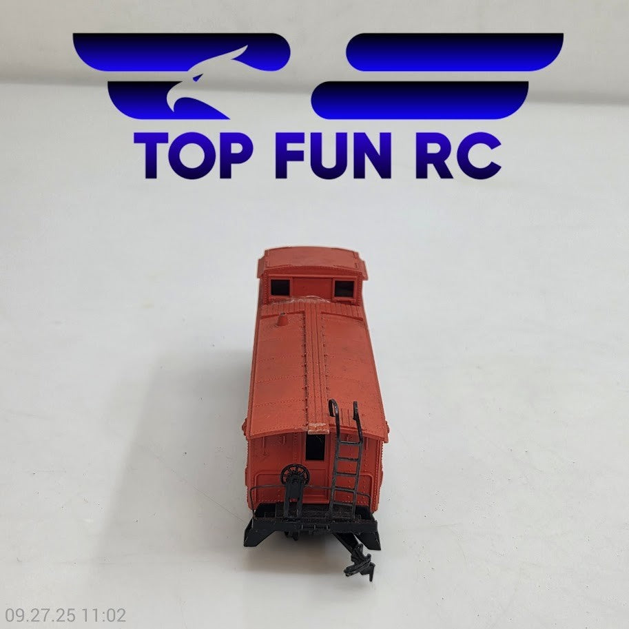 Rivarossi HO Scale New Haven Cupola Caboose 711