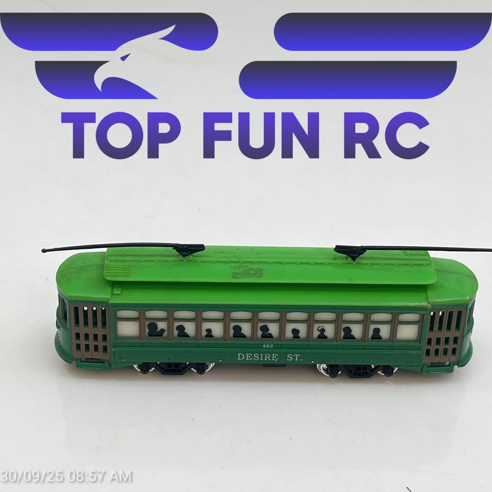 Desire Street HO-Gauge 463 Trolly Train Car Green 5.75"