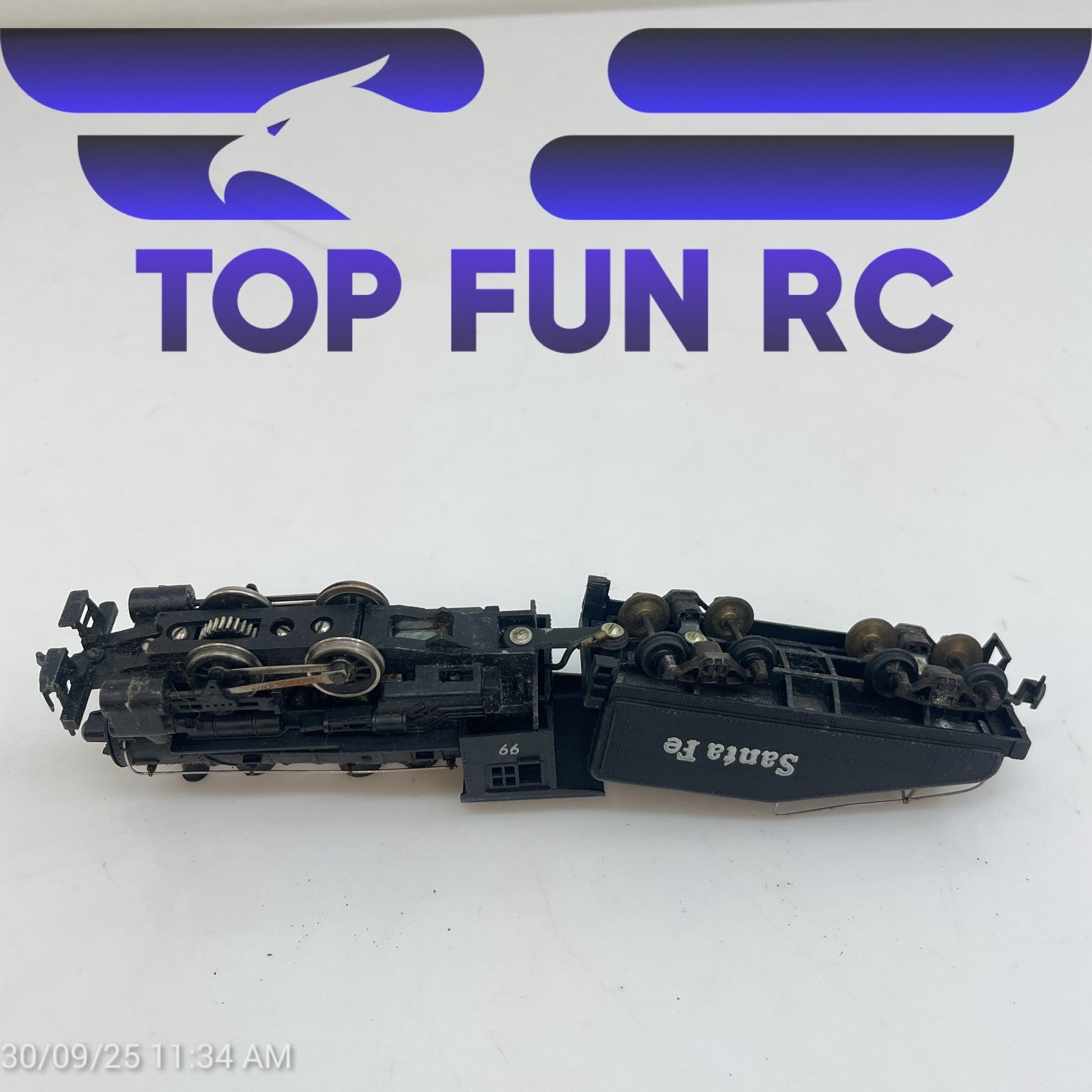 Tyco Santa Fe 99 Locomotive w/ Tender
