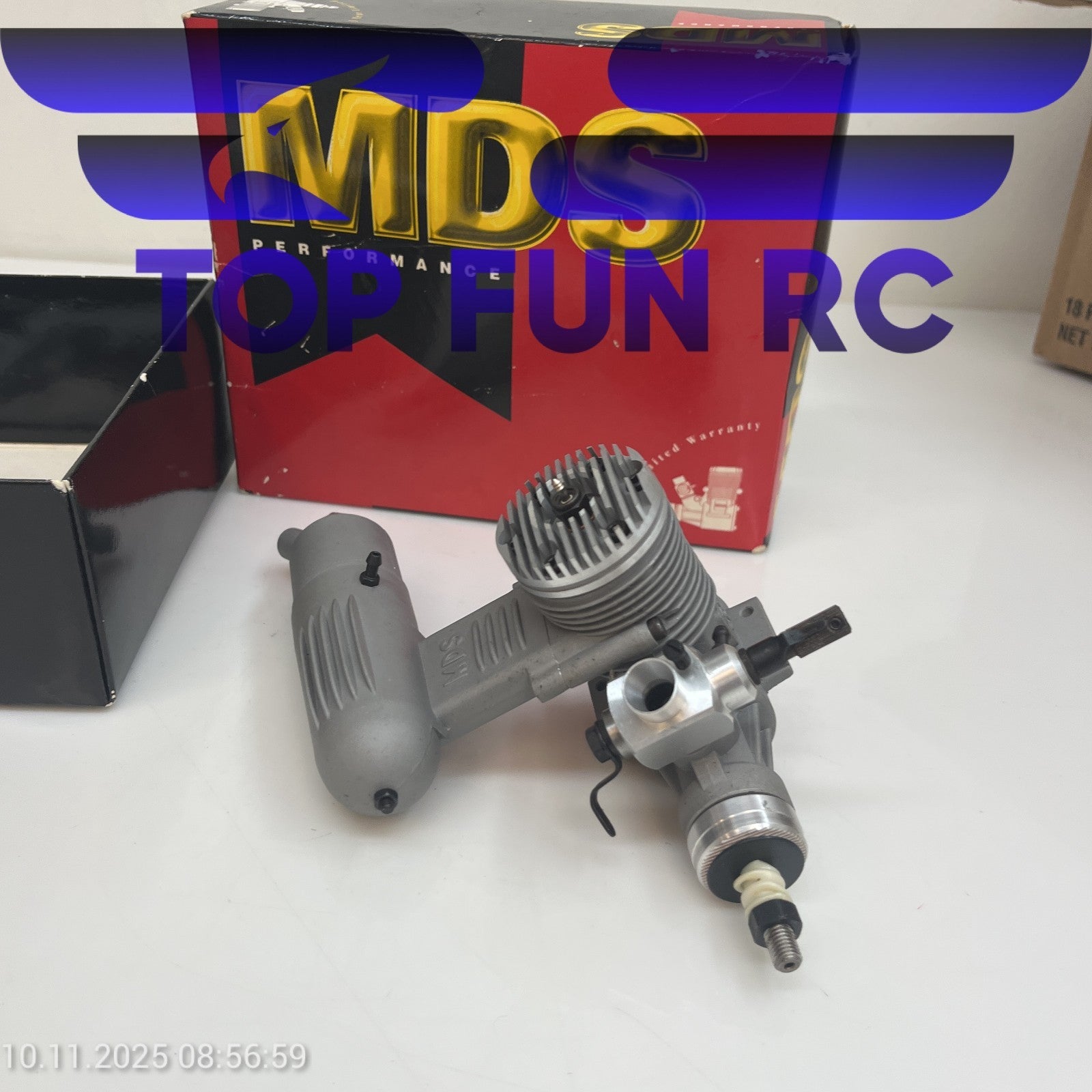 MDS 40 2-STROKE NITRO AIRPLANE & HELICOPTER ENGINE W/ MUFFLER & ORIGINAL BOX