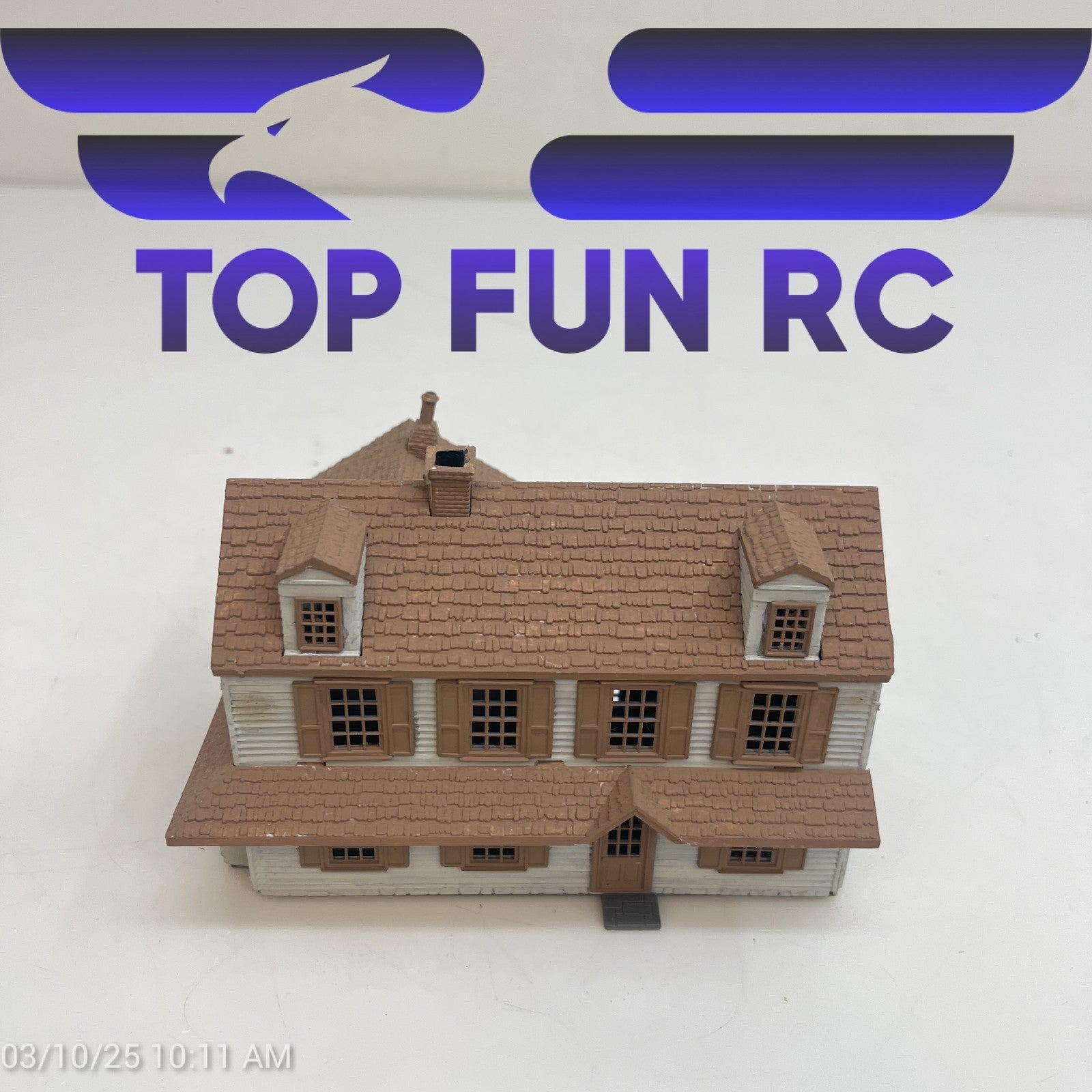 Patal HO-Gauge #303 Family House Model Train Part