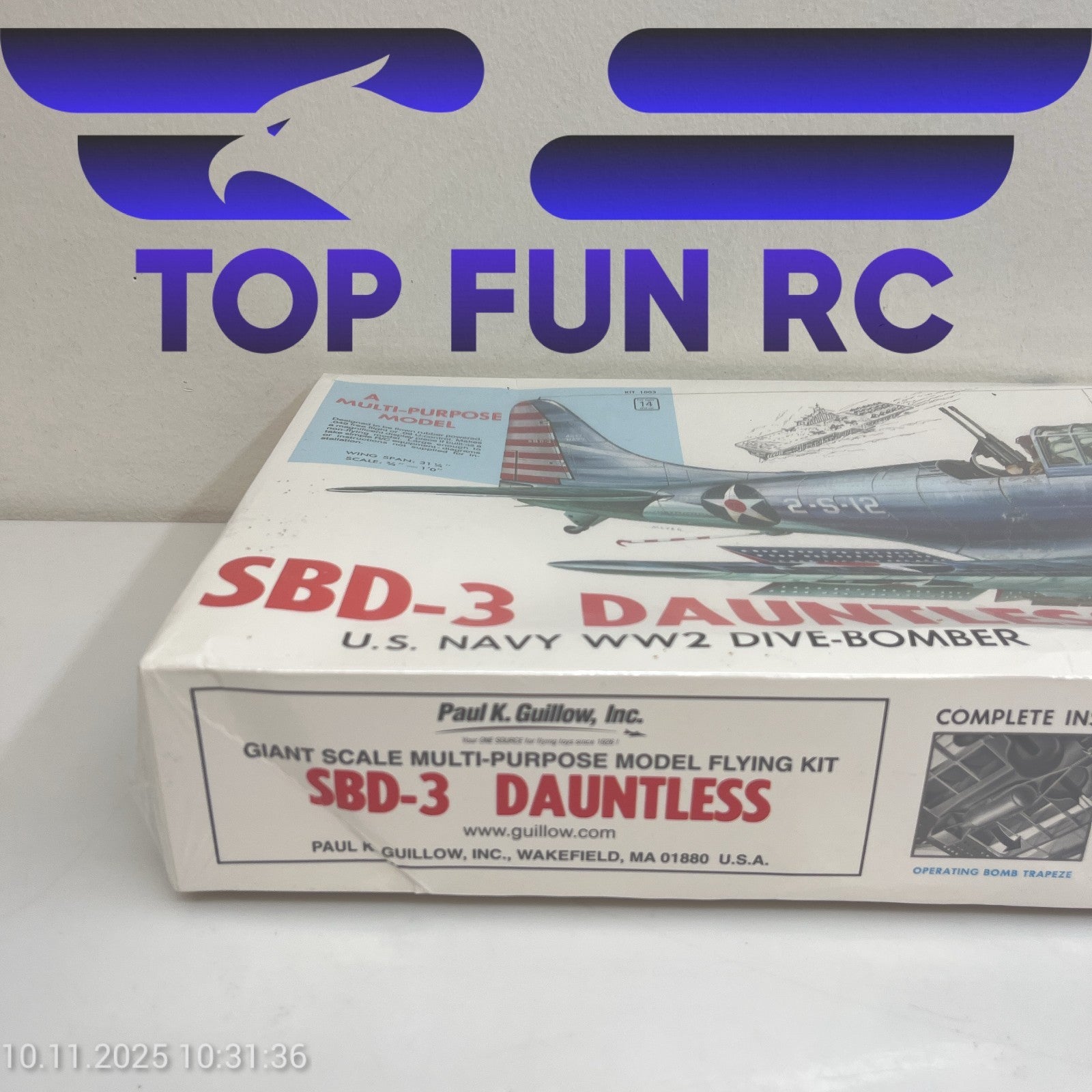 GUILLOW'S GIANT SCALE BALSA FLYING MODEL KIT SBD-3 DAUNTLESS WW2 DIVE BOMBER